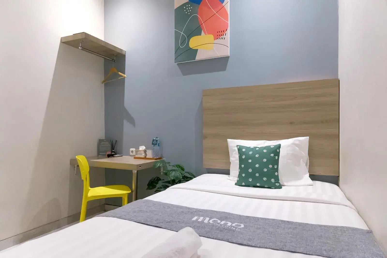 Standard Single Room in Mono Coliving Ngagel, Surabaya Standard Single Room in Mono Coliving Ngagel, Surabaya