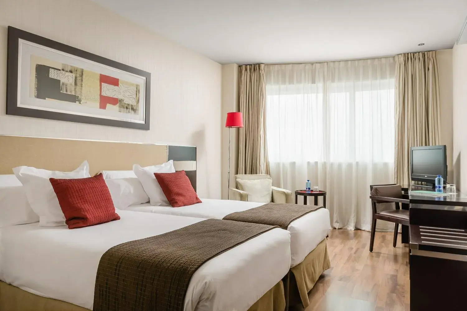 Double or Twin Room with Extra Bed (2 Adults + 1 Child) in Hotel Asset Torrejón Double or Twin Room with Extra Bed (2 Adults + 1 Child) in Hotel Asset Torrejón