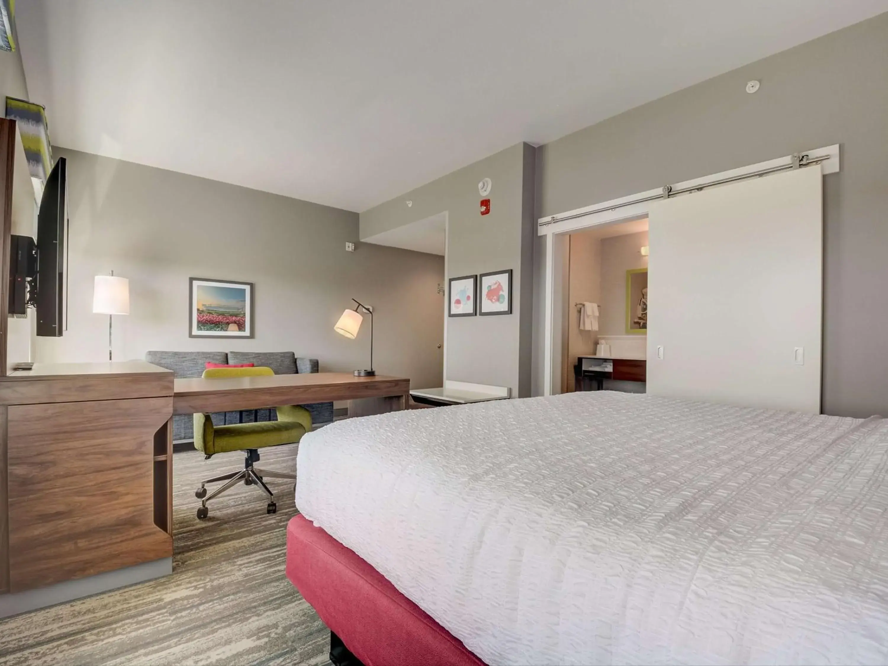 King Studio with Sofa Bed - Hearing Accessible in Hampton Inn & Suites Williamstown Ark Encounter, Ky King Studio with Sofa Bed - Hearing Accessible in Hampton Inn & Suites Williamstown Ark Encounter, Ky