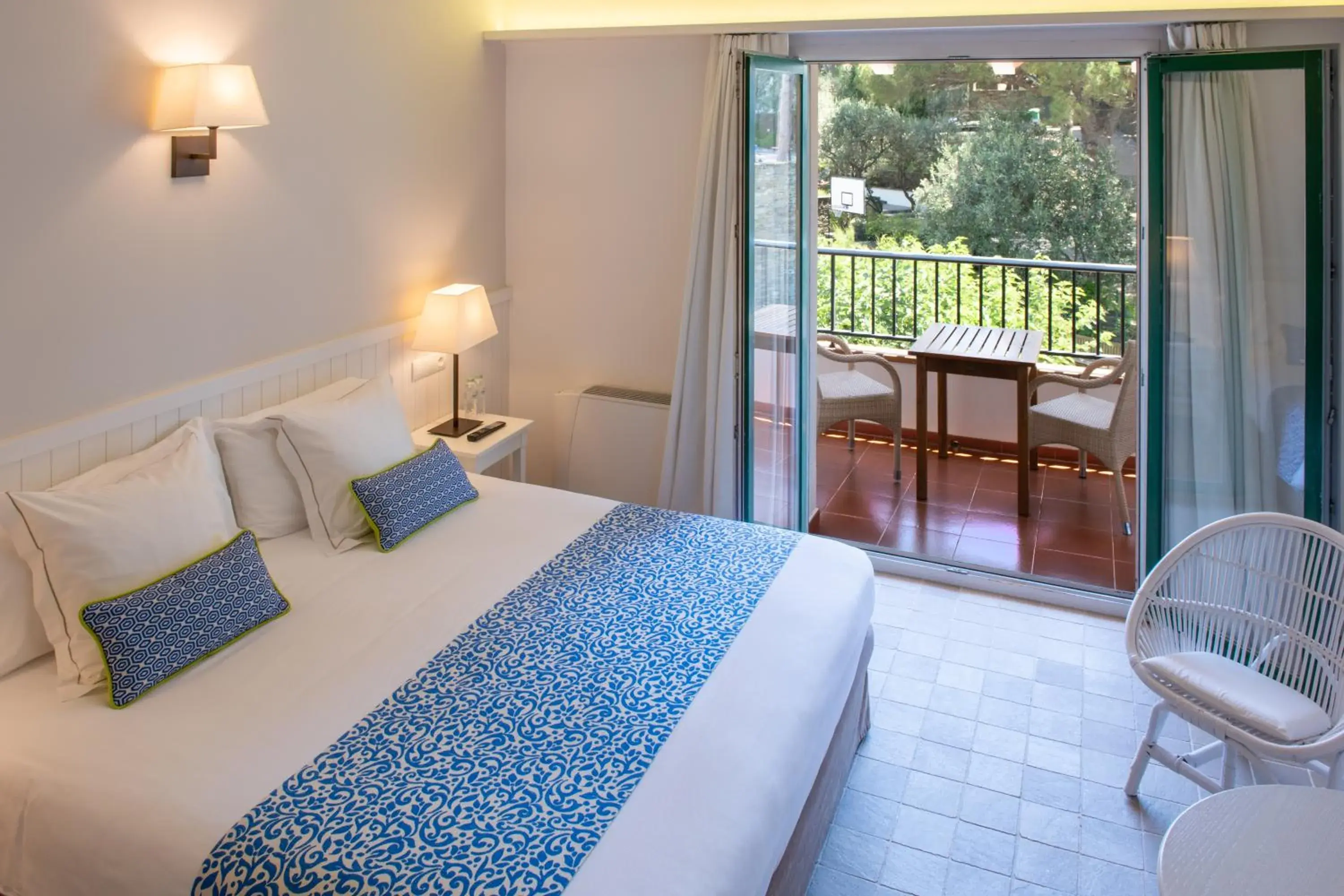 Double Room with Garden View in Hotel Playa Sol Double Room with Garden View in Hotel Playa Sol