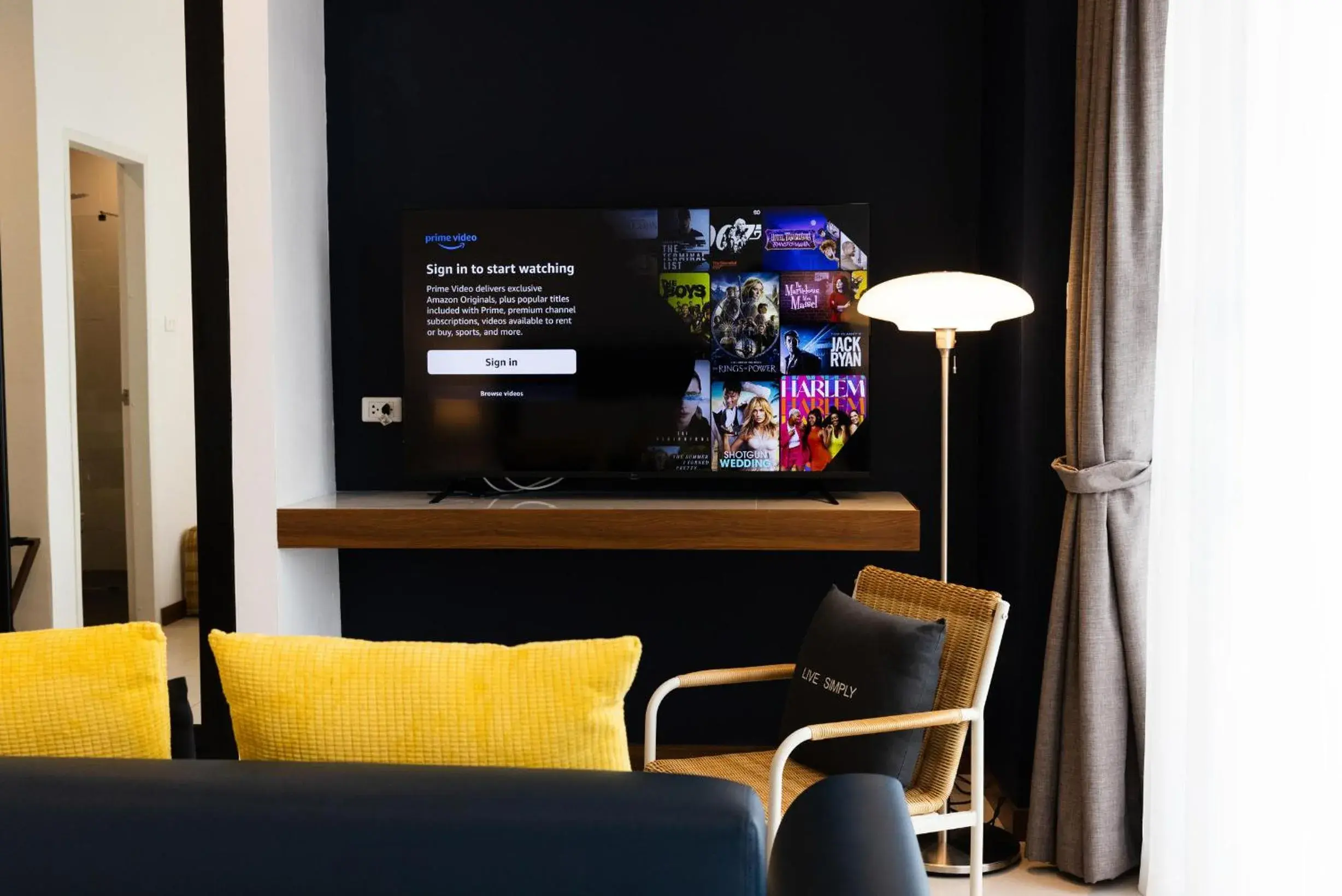 Superior Triple Room in AMIRI PLACE HOTEL Superior Triple Room in AMIRI PLACE HOTEL