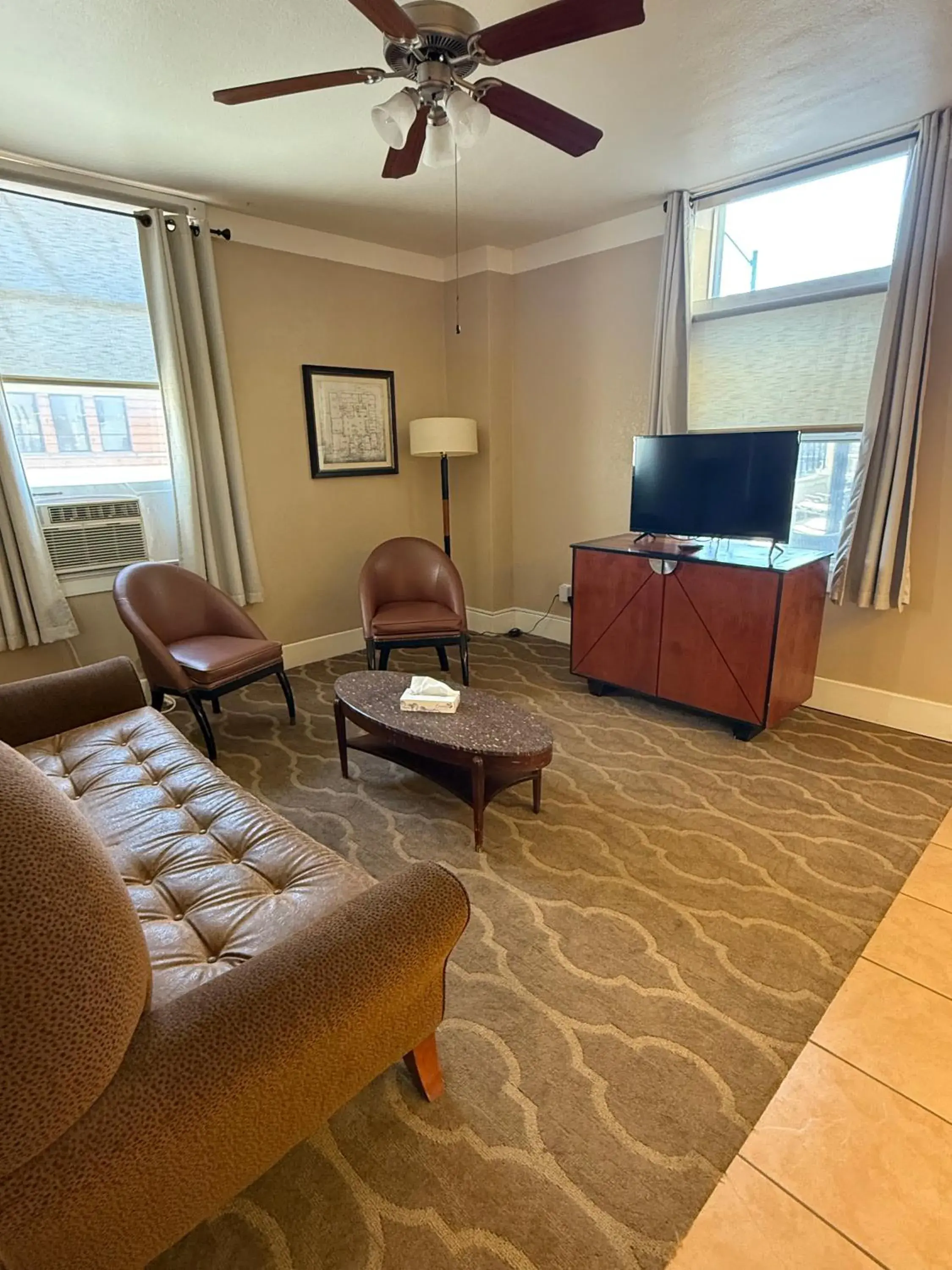 Executive Suite in The Gadsden Hotel Executive Suite in The Gadsden Hotel