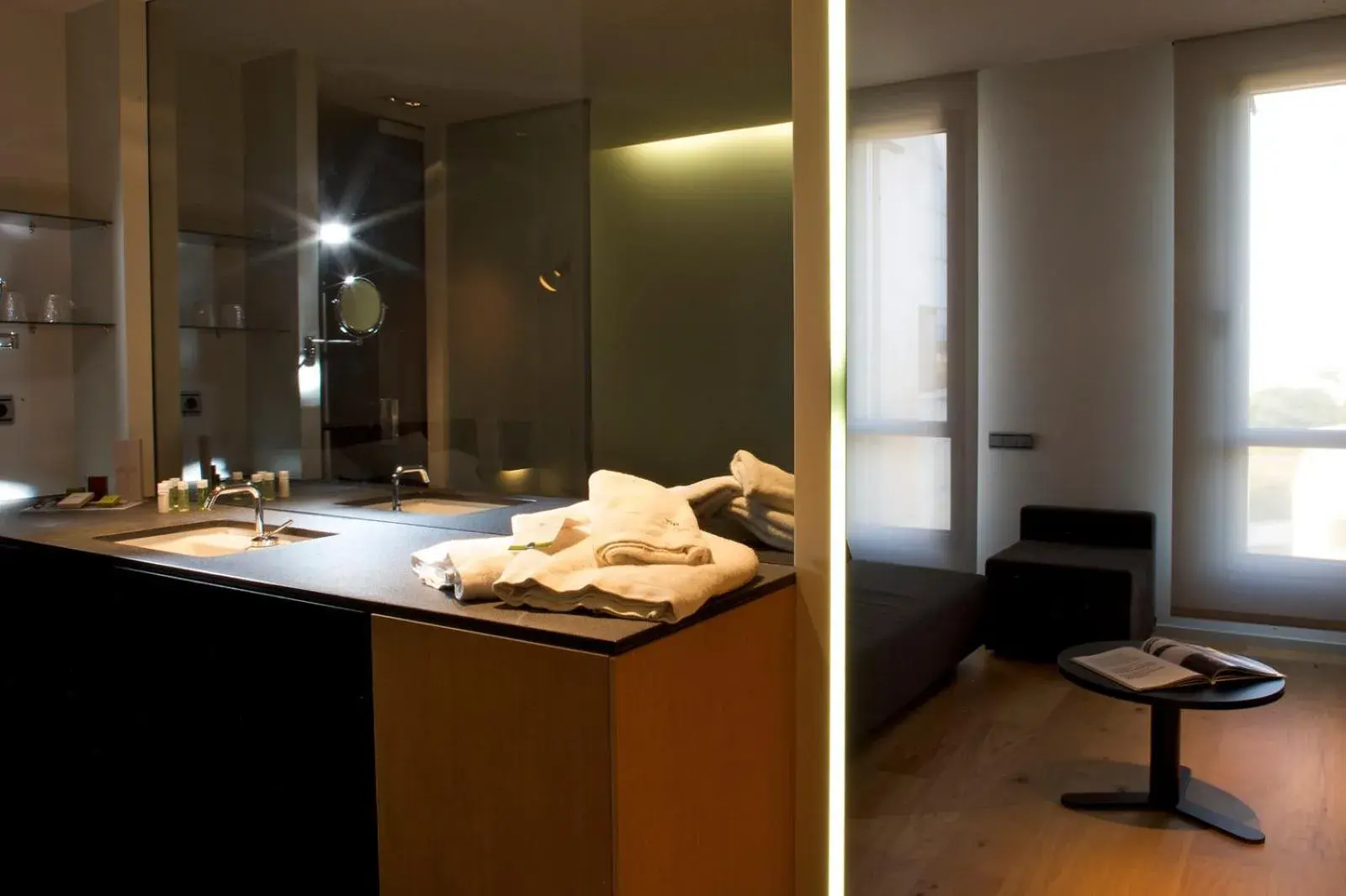 Deluxe Junior Suite in Blu Hotel Almansa Deluxe Junior Suite in Blu Hotel Almansa