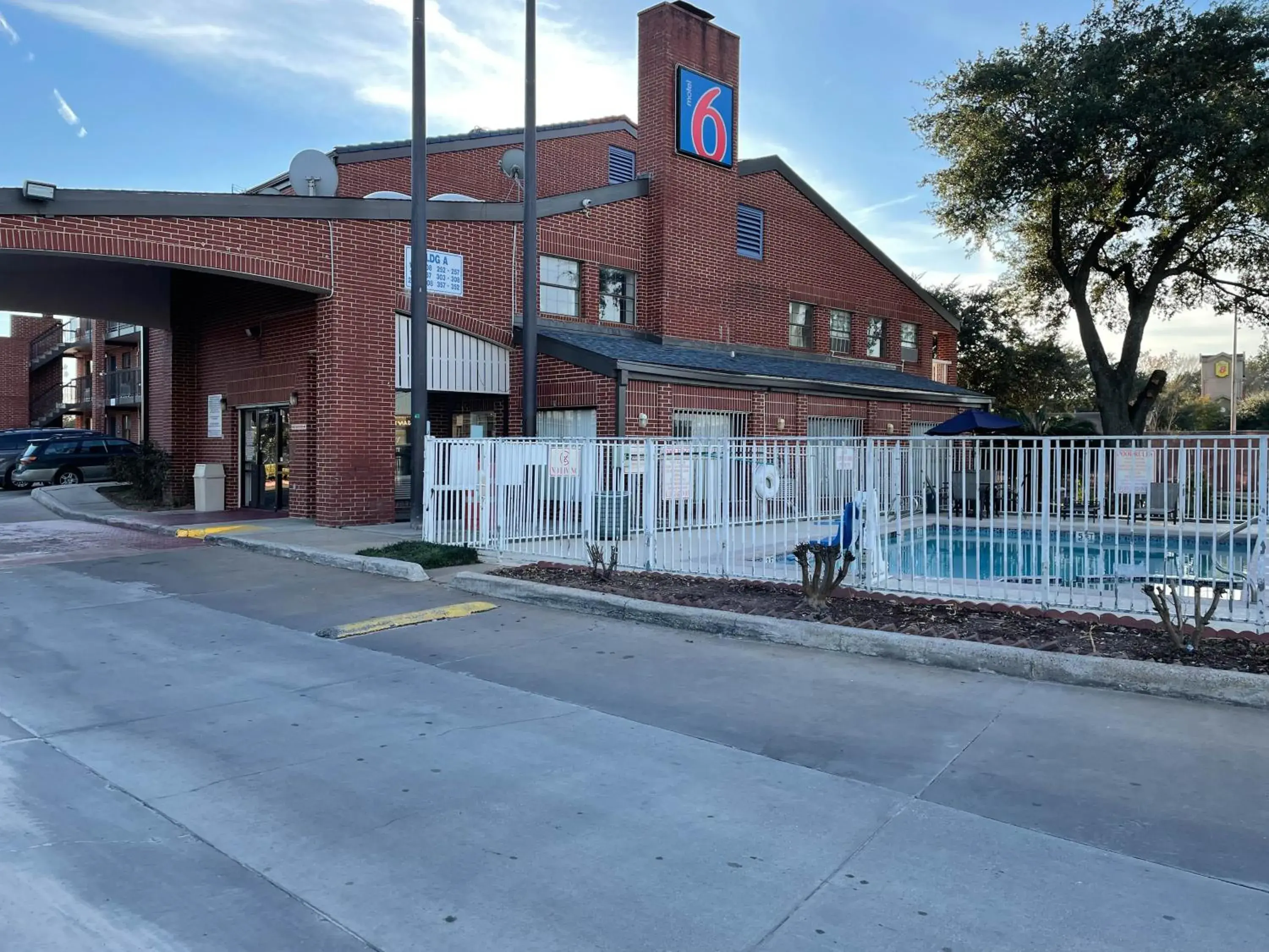 Studio 6 Houston TX Brookhollow Studio 6 Houston TX Brookhollow