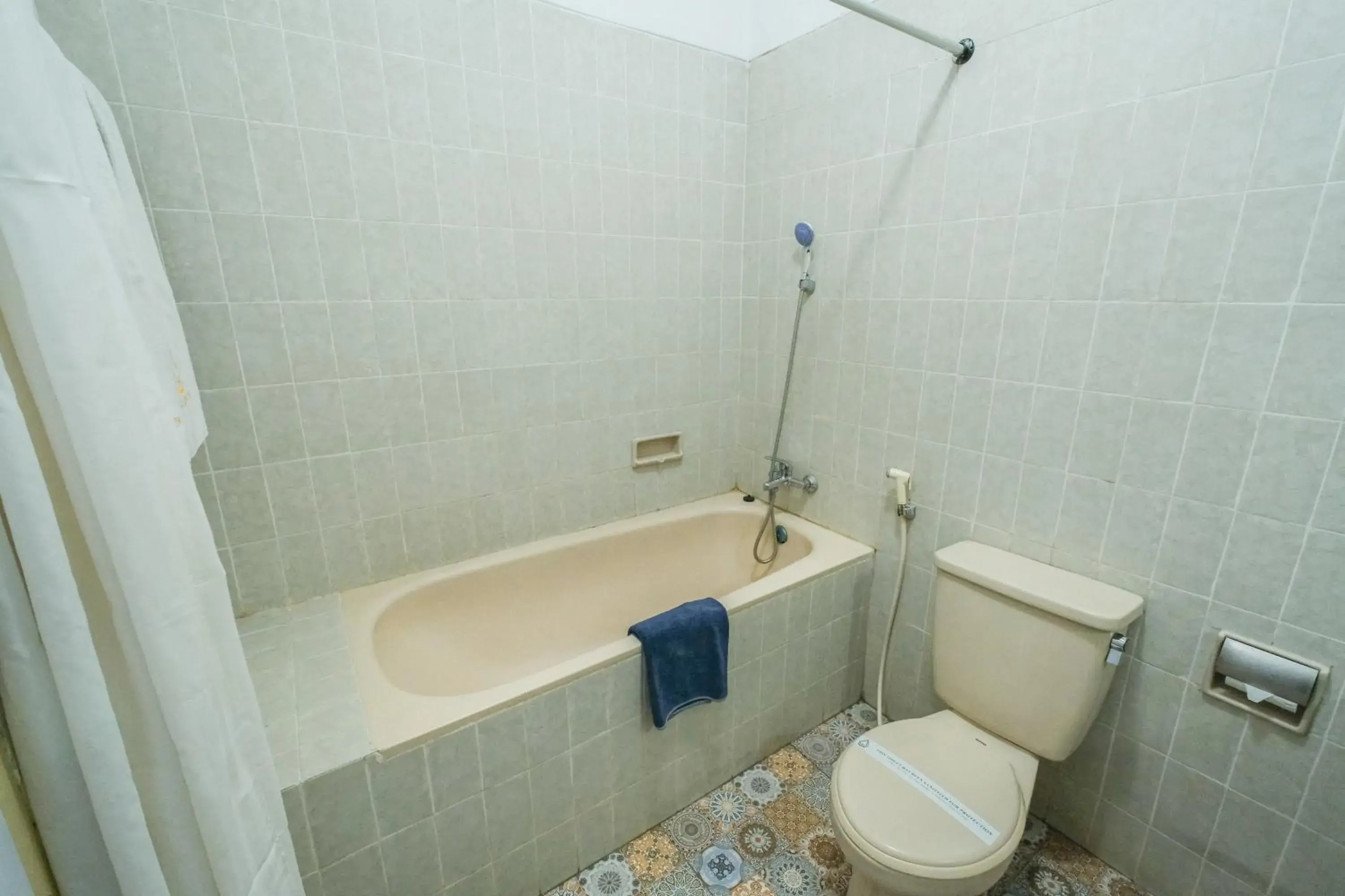 Superior Double Room in Royal Brongto Hotel Superior Double Room in Royal Brongto Hotel