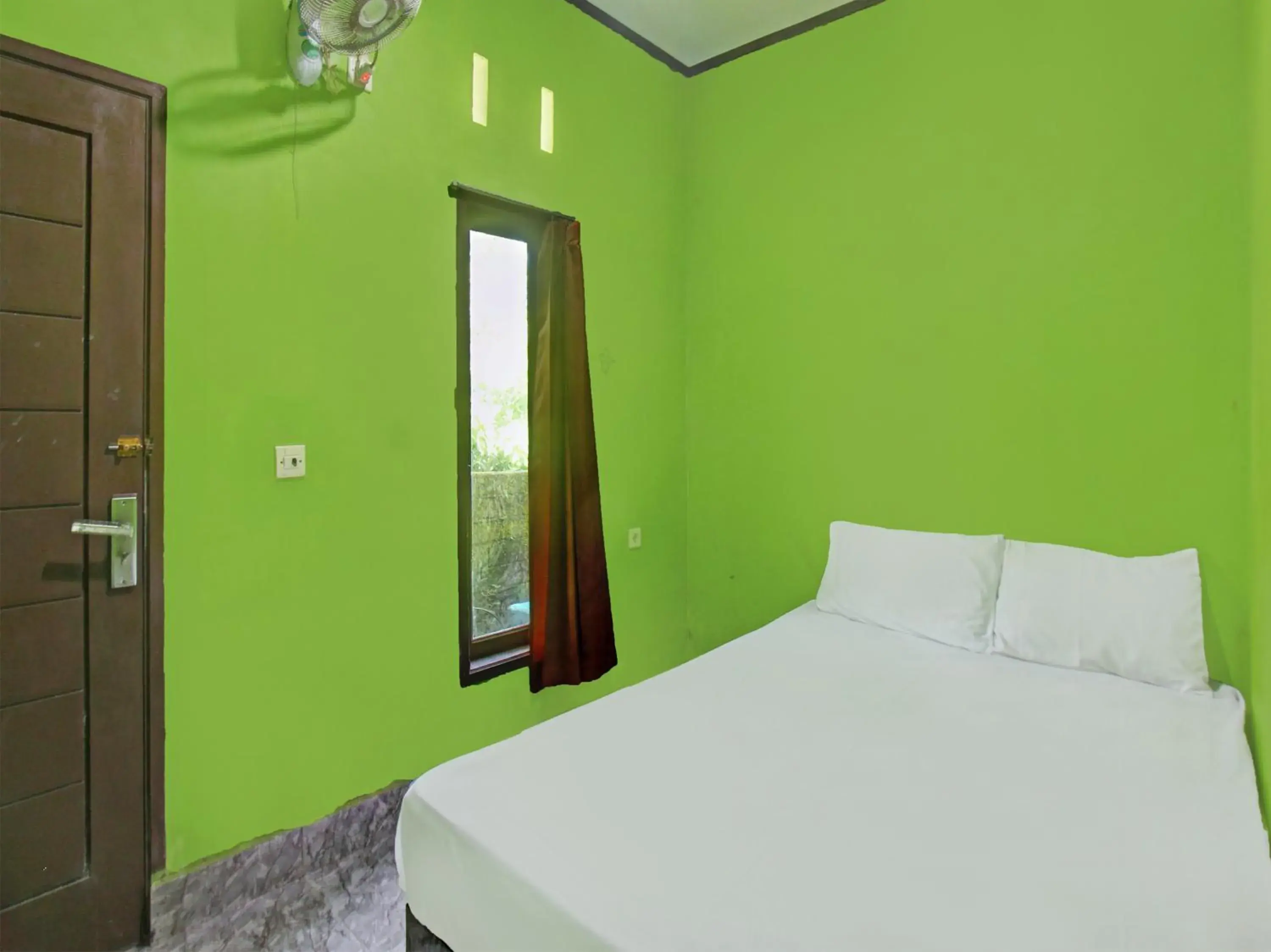 Hotel O Ashooy HomestayNearWisata Desa sedau Hotel O Ashooy HomestayNearWisata Desa sedau