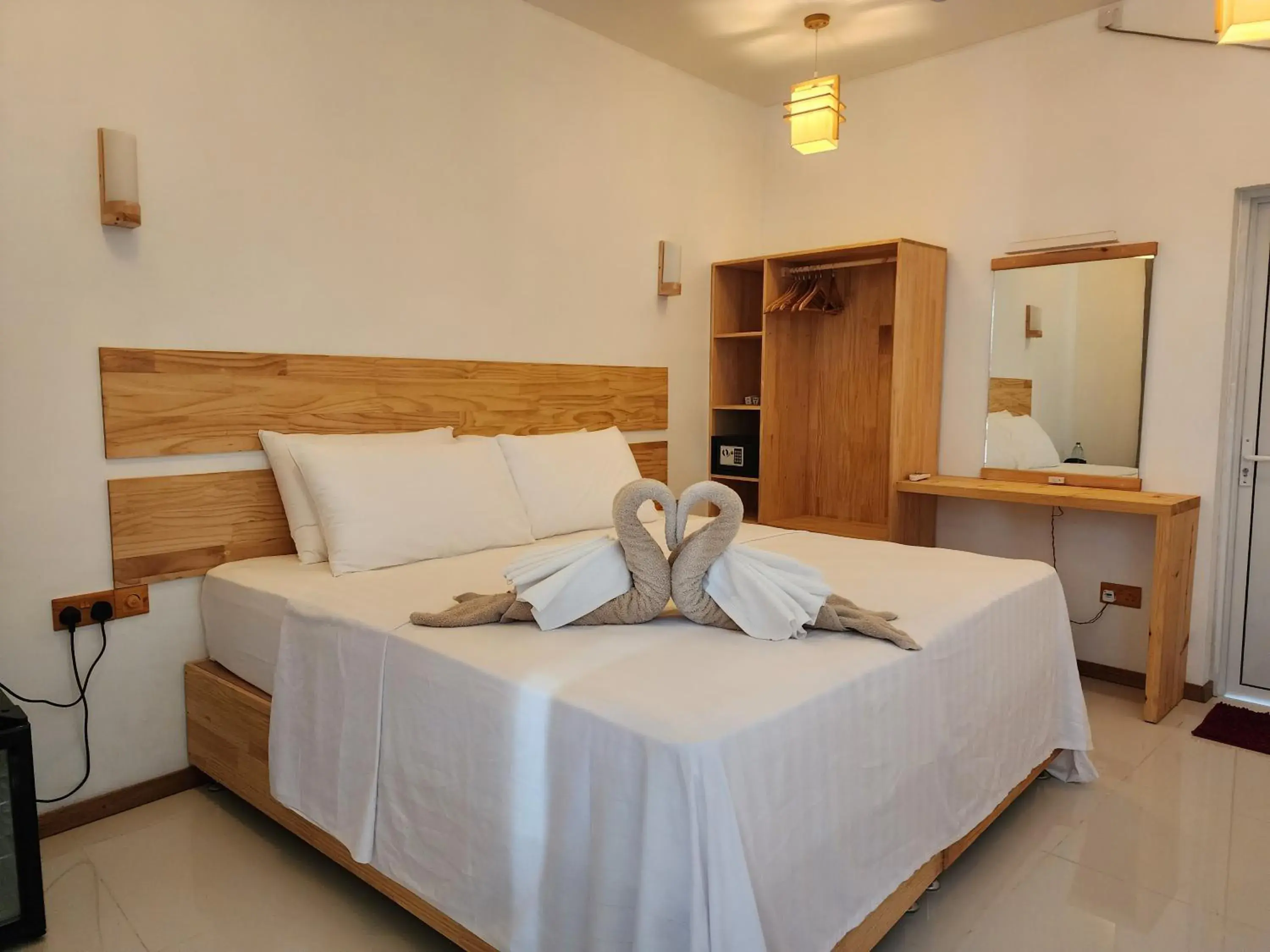 Deluxe Double or Twin Room in Dhigurah Dhonveli Boutique Deluxe Double or Twin Room in Dhigurah Dhonveli Boutique