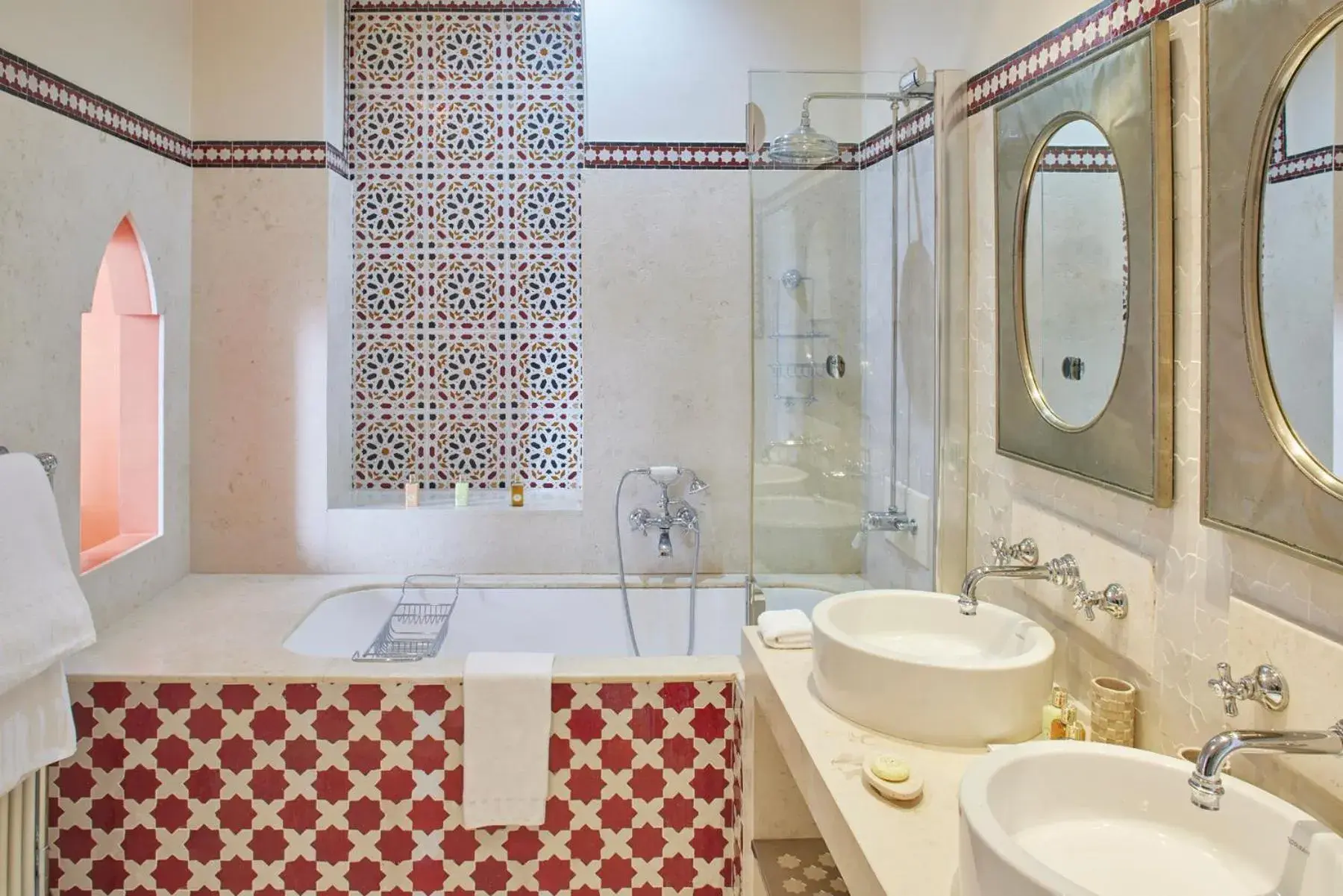 Deluxe Junior Suite with Sea View in Palazzo Vecchio Taormina Deluxe Junior Suite with Sea View in Palazzo Vecchio Taormina