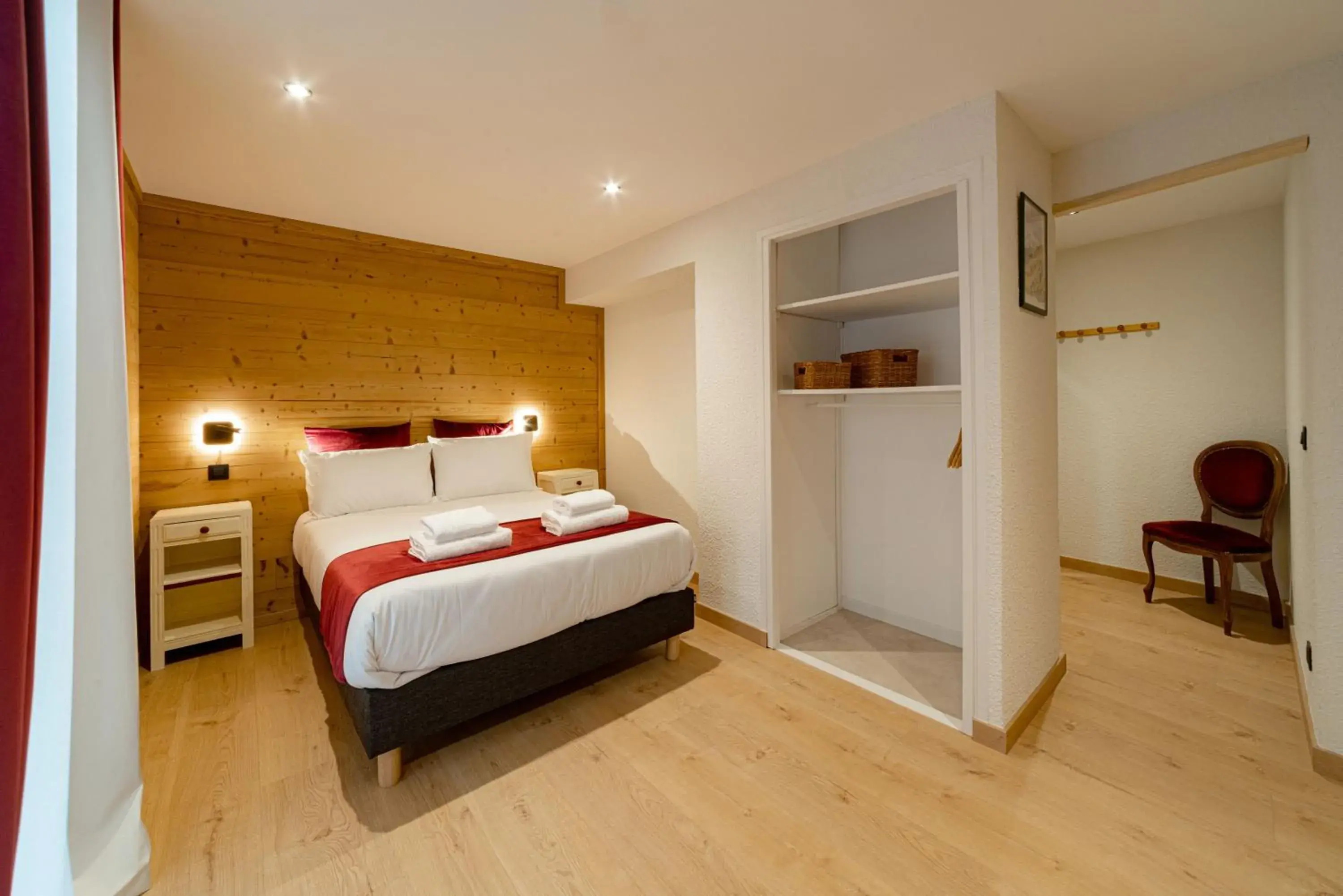 Hôtel Restaurant Le Madame Hôtel Restaurant Le Madame