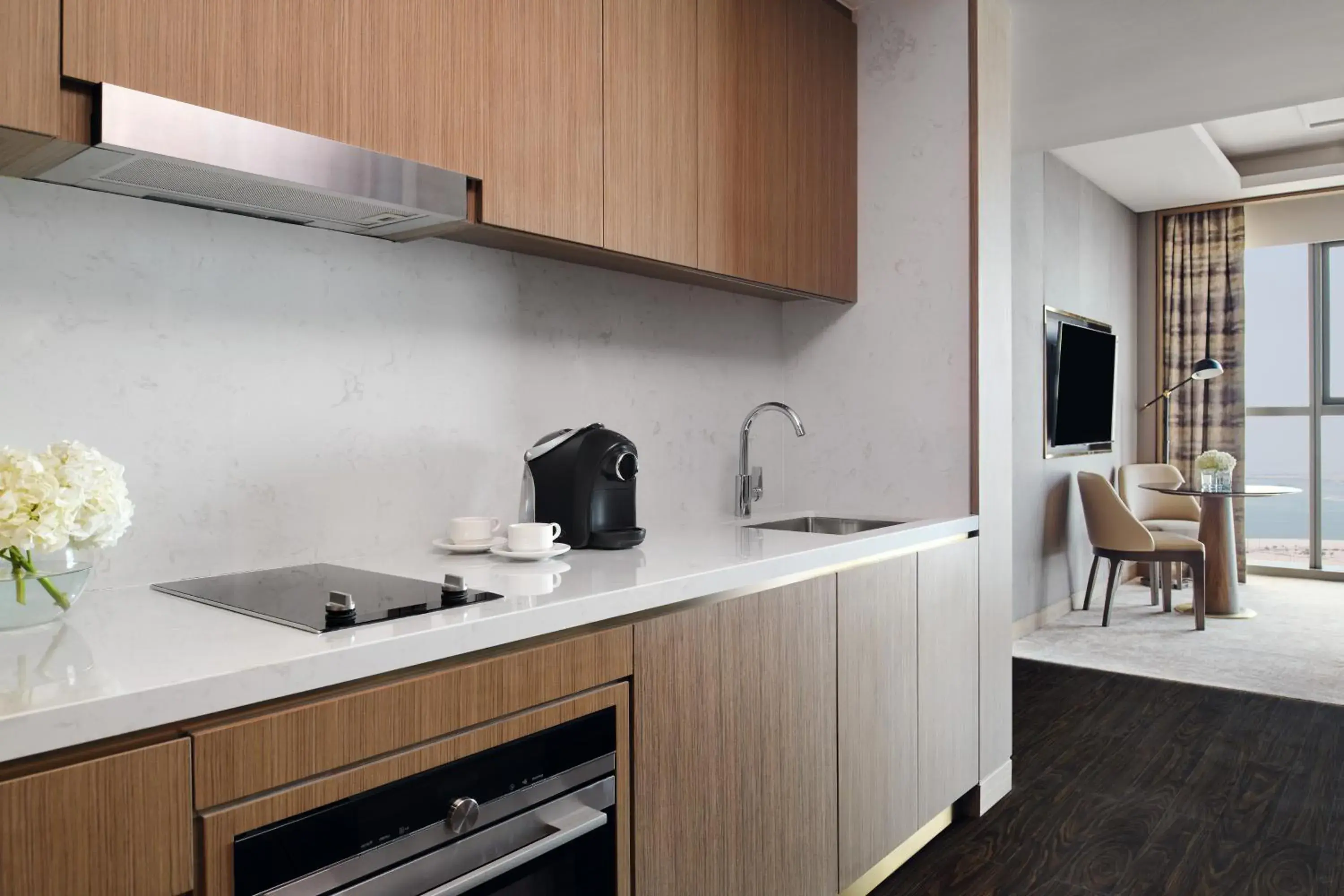 Studio King Suite with Kitchenette and Sea View in InterContinental Residences Abu Dhabi by IHG Studio King Suite with Kitchenette and Sea View in InterContinental Residences Abu Dhabi by IHG