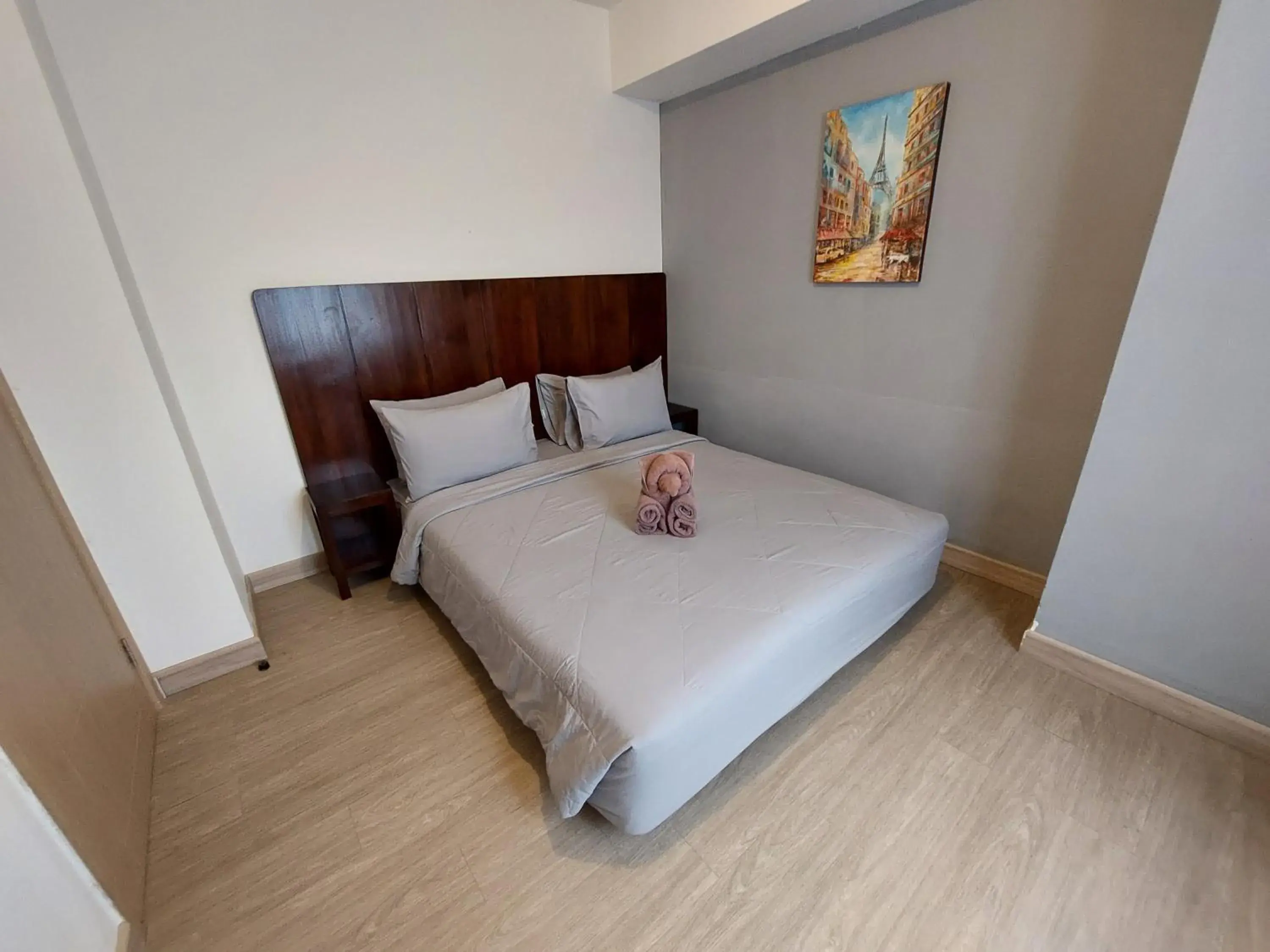 Deluxe Double Room with Balcony in Sienna Residence Bogor Deluxe Double Room with Balcony in Sienna Residence Bogor