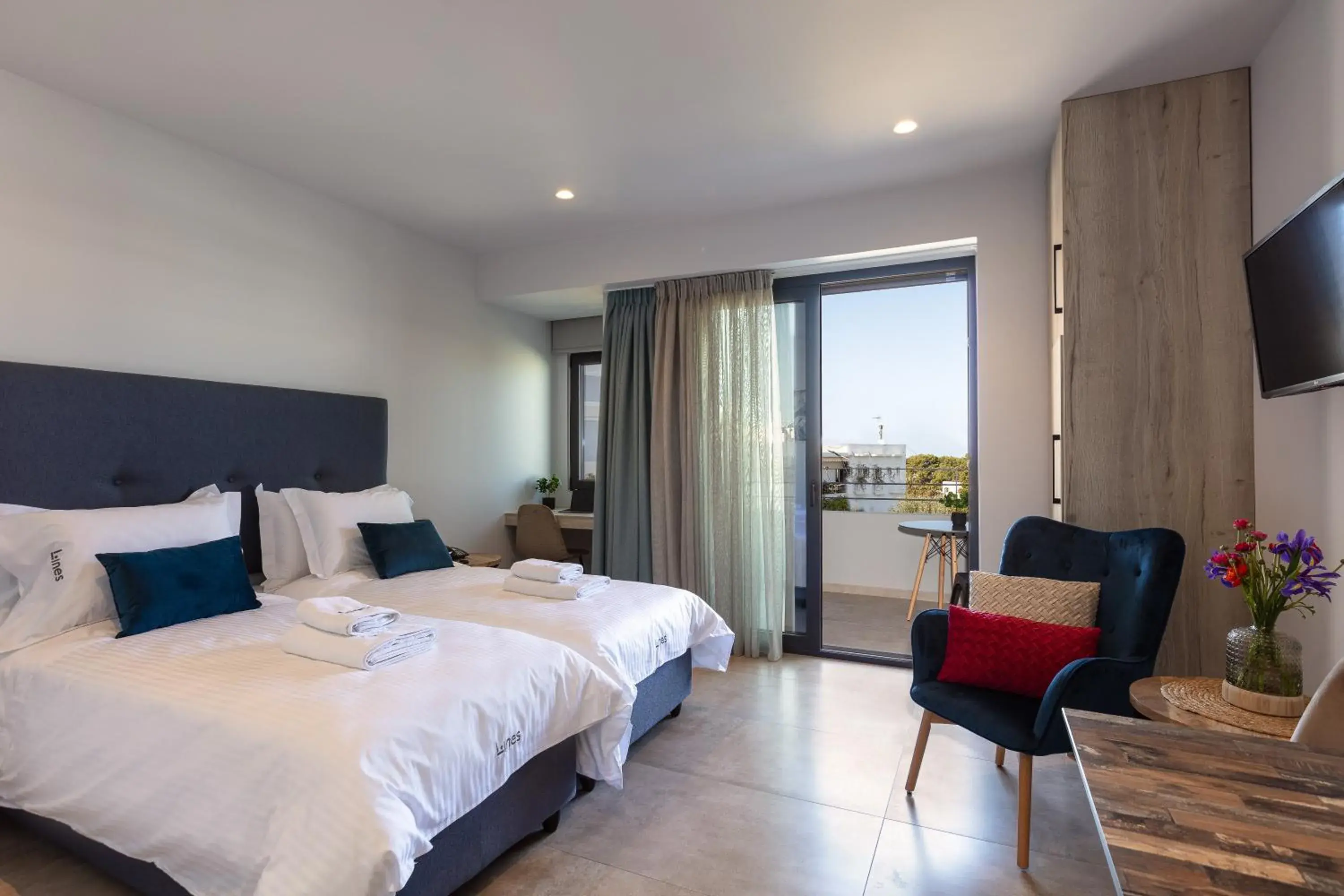 Double or Twin Room - Disability Access in Lines Concept Accommodation Double or Twin Room - Disability Access in Lines Concept Accommodation