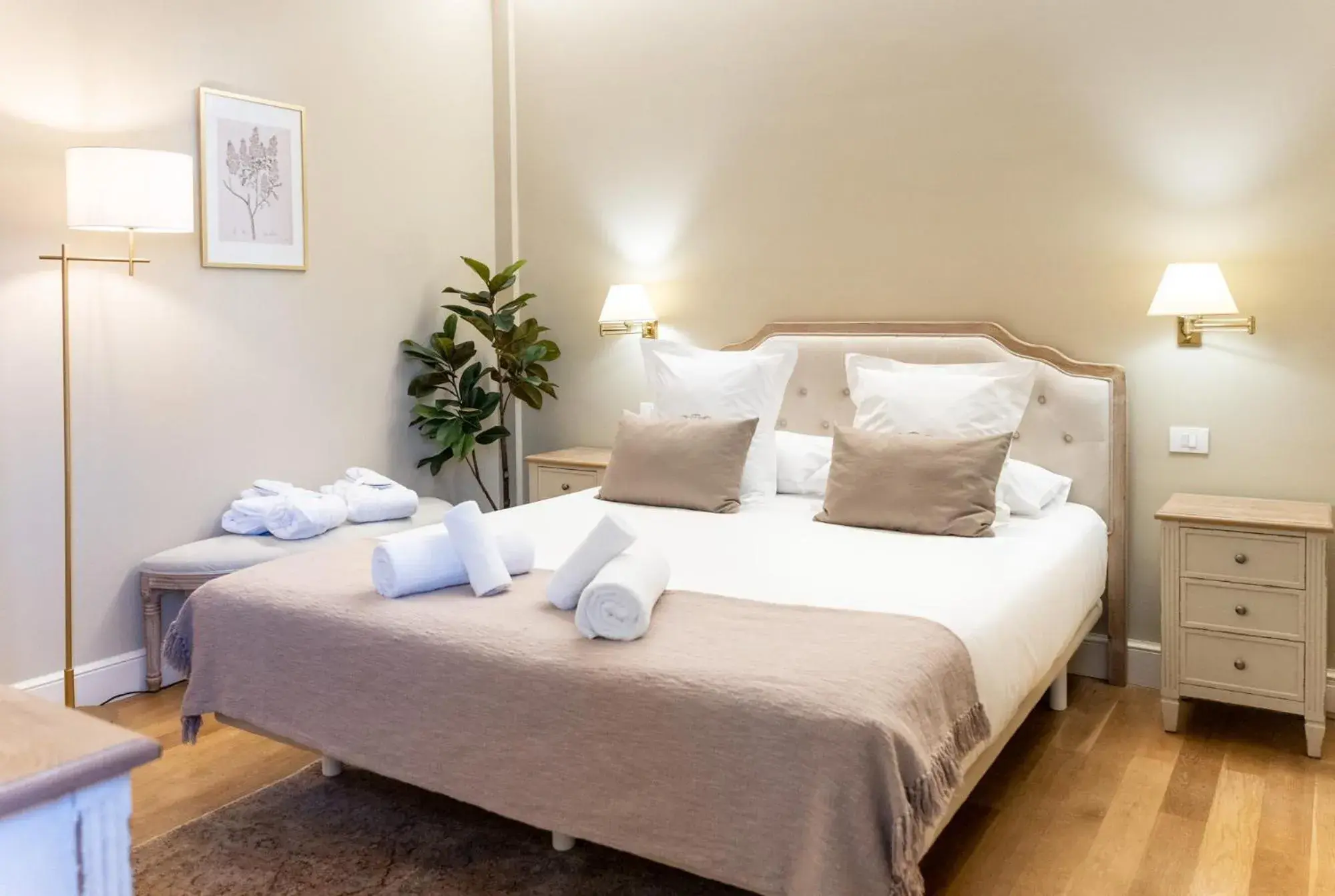 Double Room in Hotel Font de la Canya Double Room in Hotel Font de la Canya