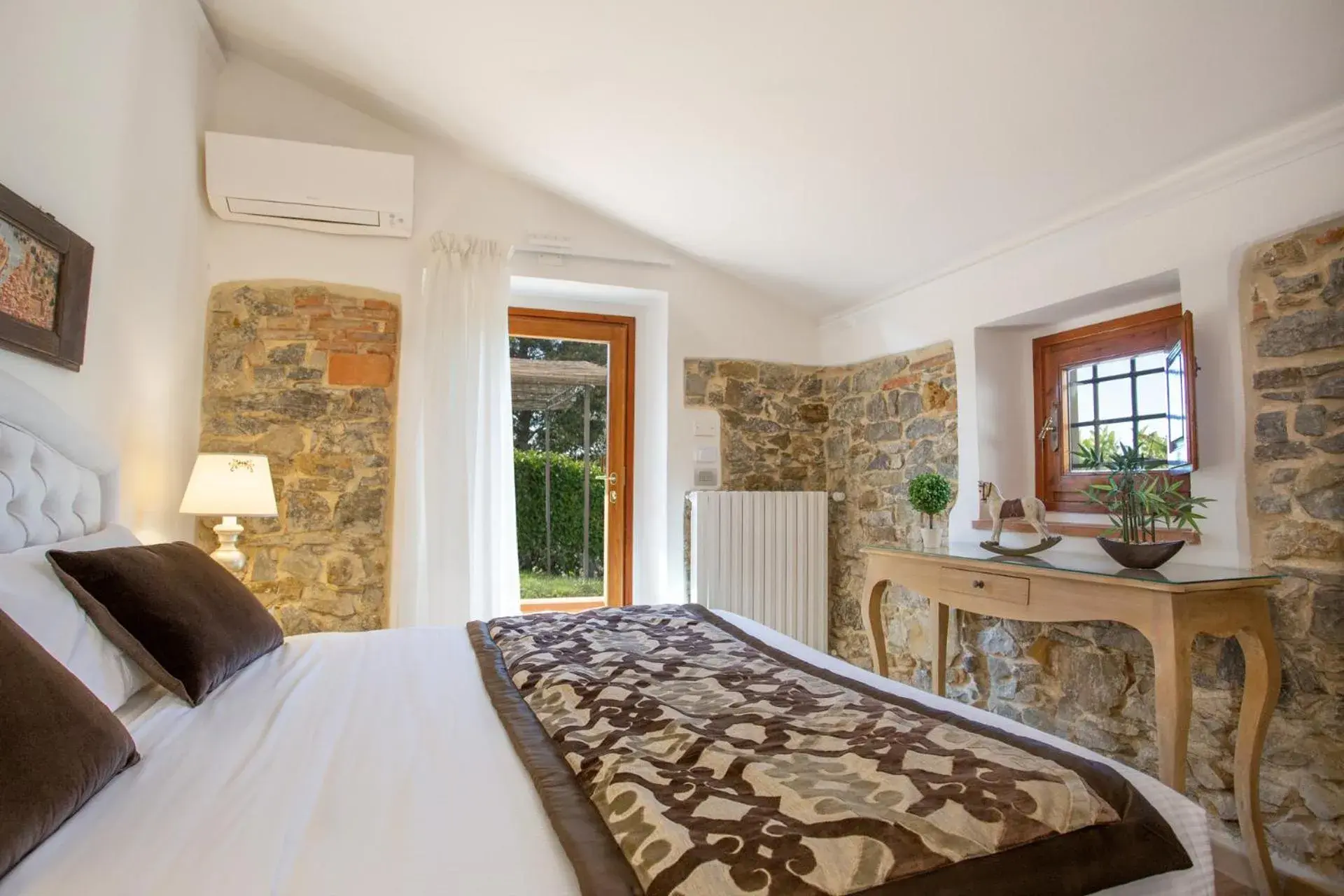 Small Double Room - single occupancy in Residenza le Colline del Paradiso Small Double Room - single occupancy in Residenza le Colline del Paradiso