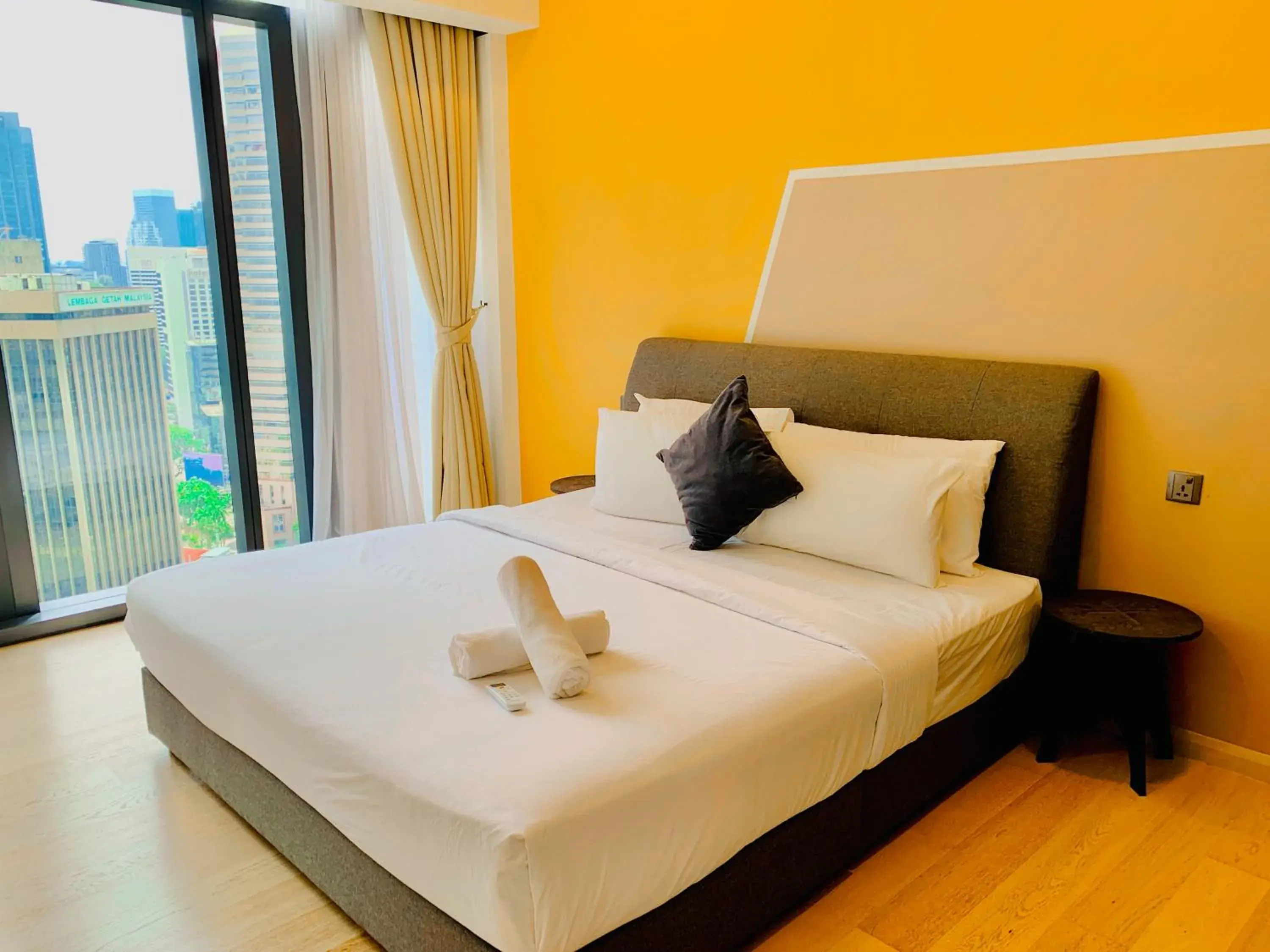 One-Bedroom Apartment with City View in Star Sky Park KLCC One-Bedroom Apartment with City View in Star Sky Park KLCC