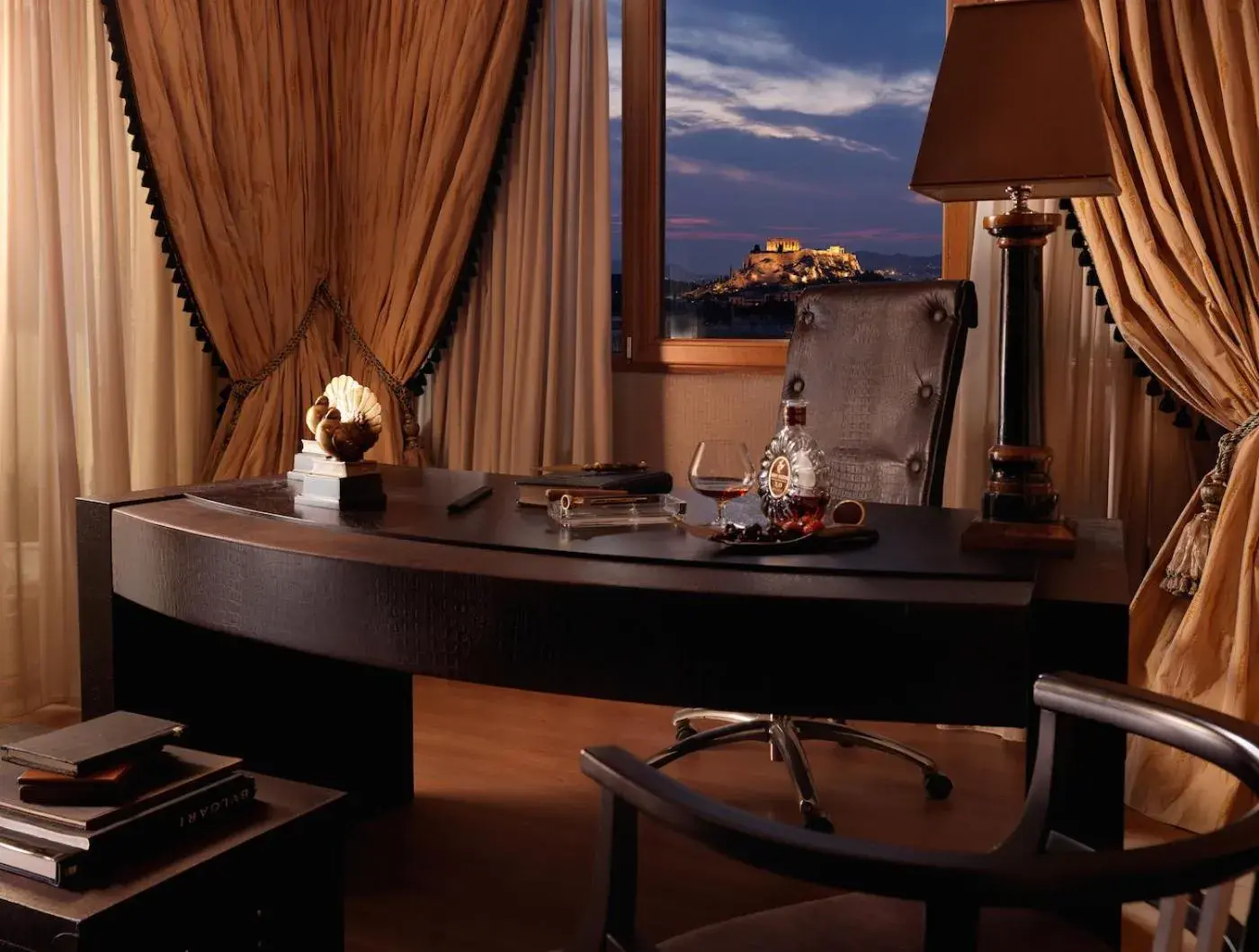 Presidential Suite 701 in Divani Caravel Presidential Suite 701 in Divani Caravel