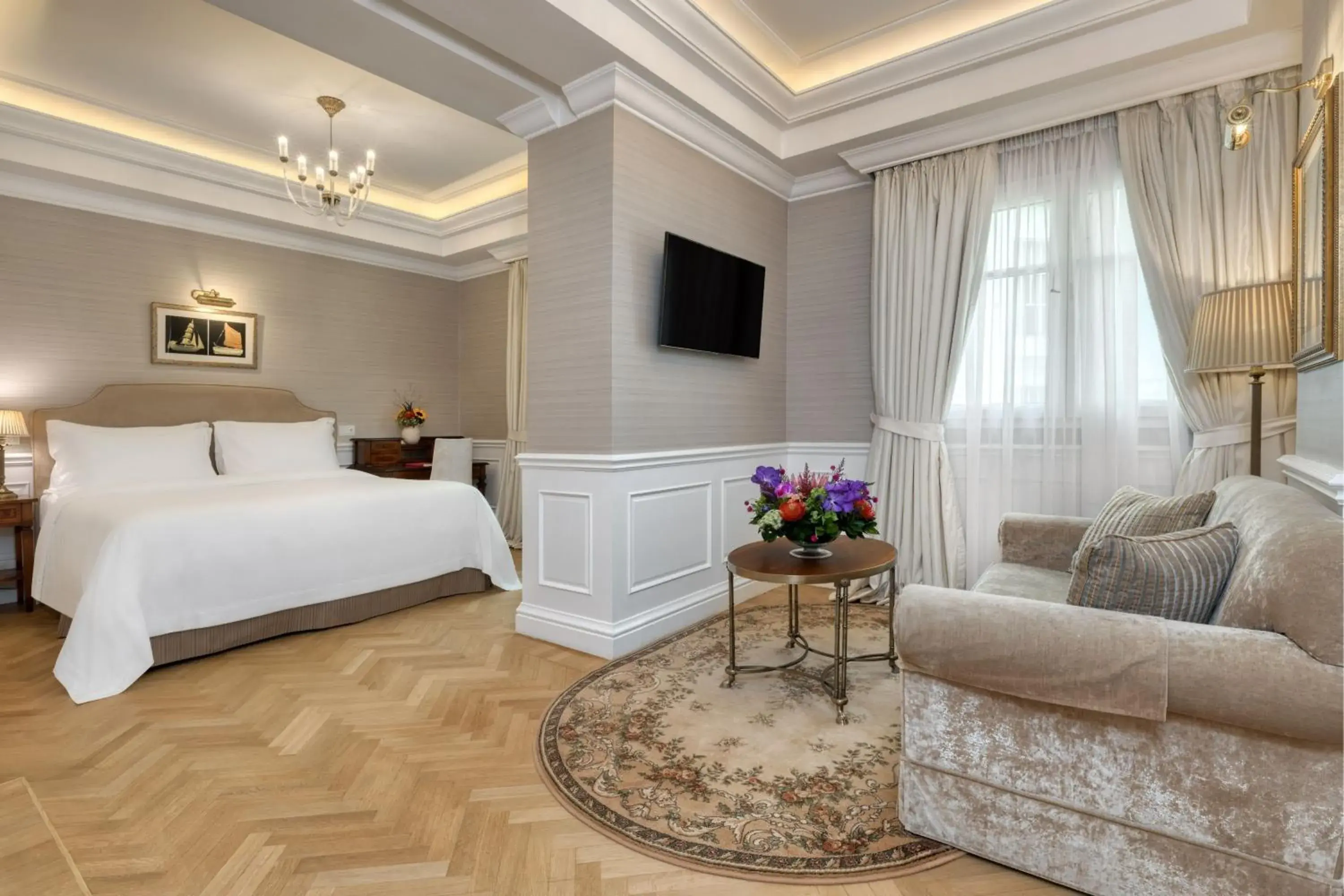 Junior Suite 1 Bedroom Suite, 1 King, Courtyard view in King George, a Luxury Collection Hotel, Athens Junior Suite 1 Bedroom Suite, 1 King, Courtyard view in King George, a Luxury Collection Hotel, Athens