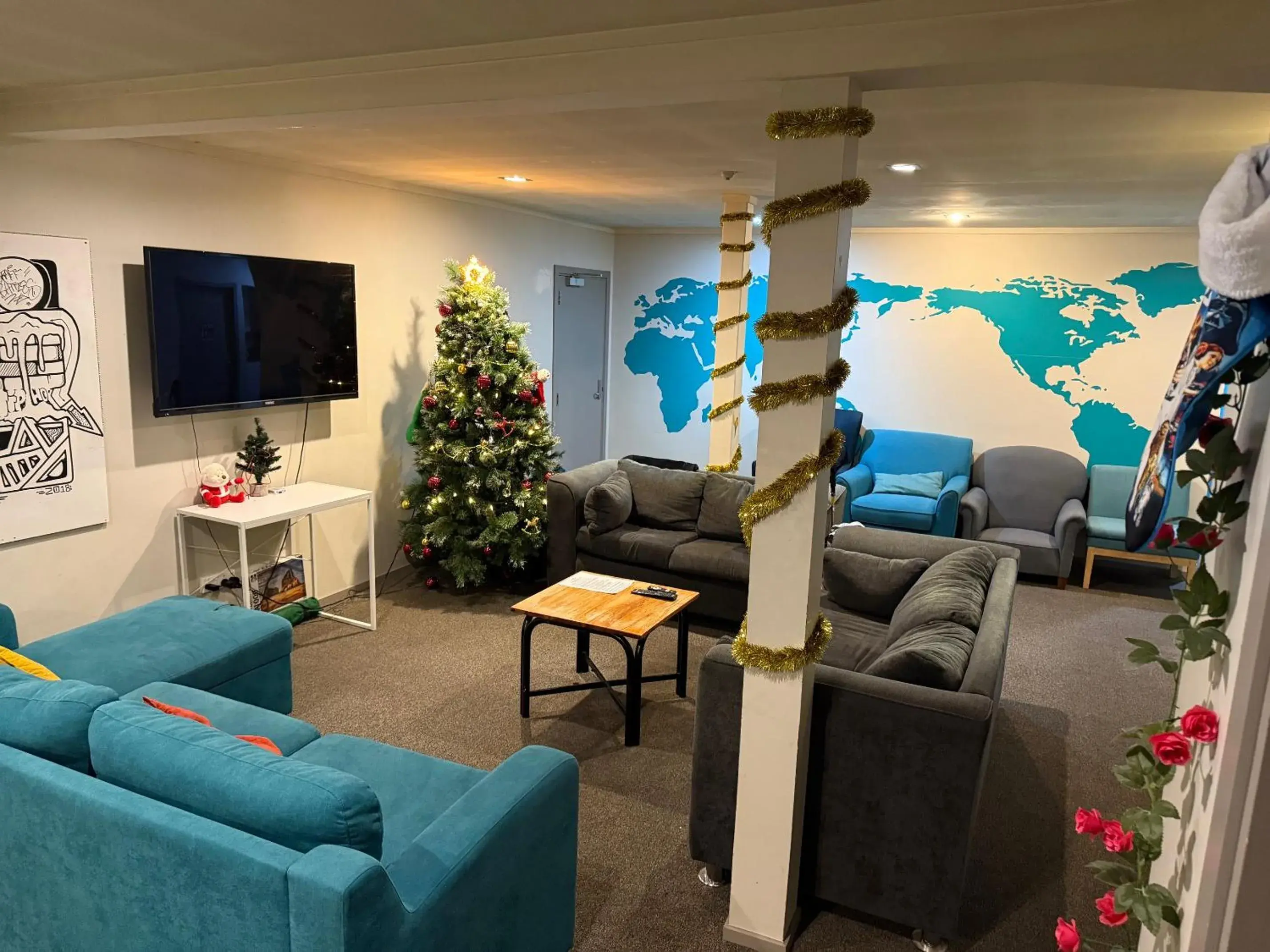 UpTown Backpackers UpTown Backpackers