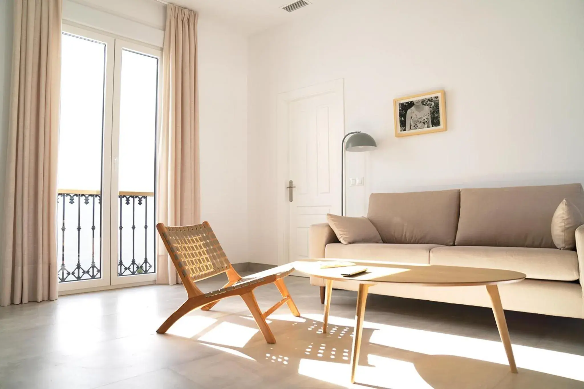 Deluxe Suite in CASA DE LA VEGA SUITES Deluxe Suite in CASA DE LA VEGA SUITES