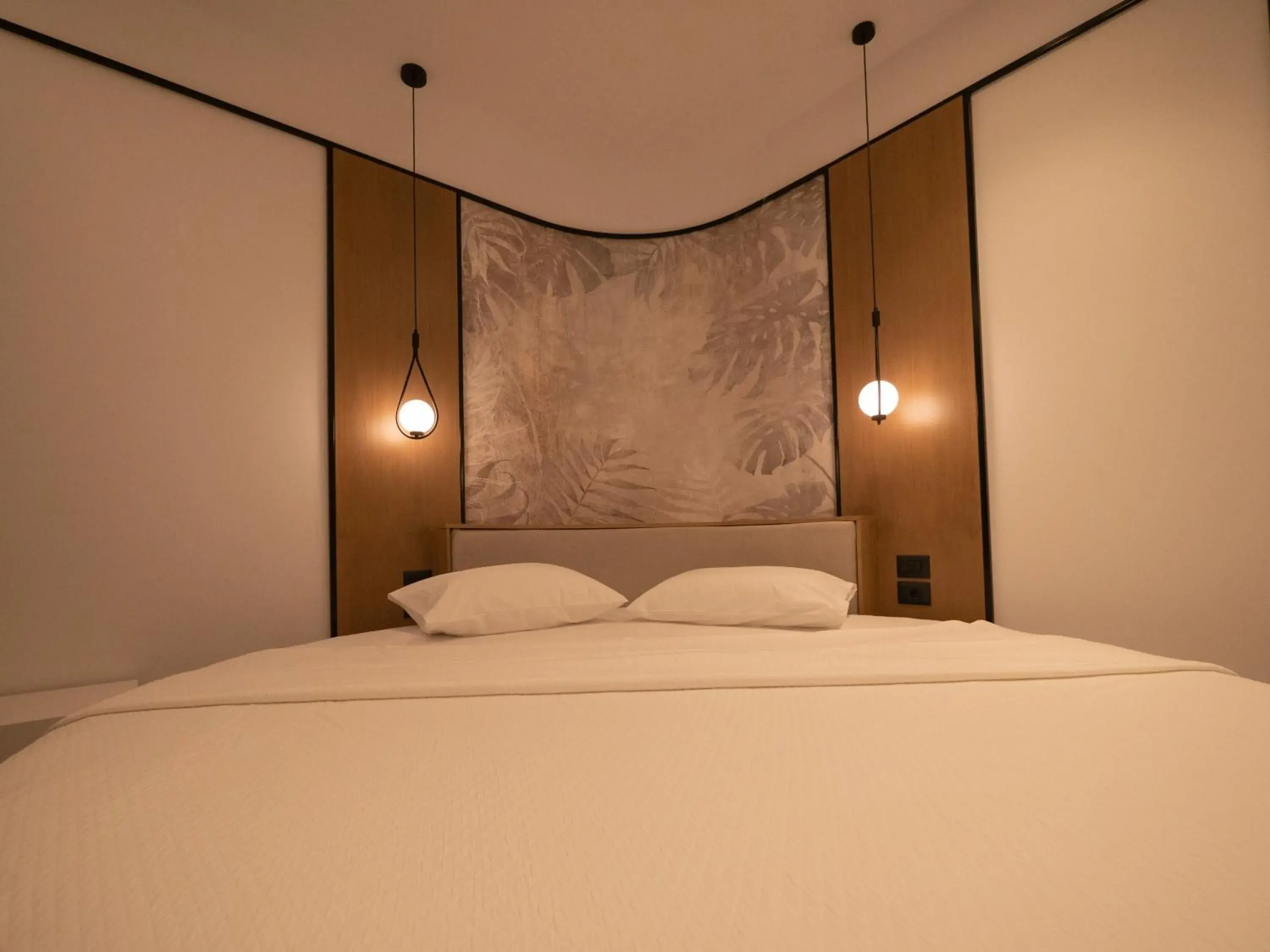 Deluxe Double Room with Balcony - Ground Floor in Colosseum Hotel Deluxe Double Room with Balcony - Ground Floor in Colosseum Hotel