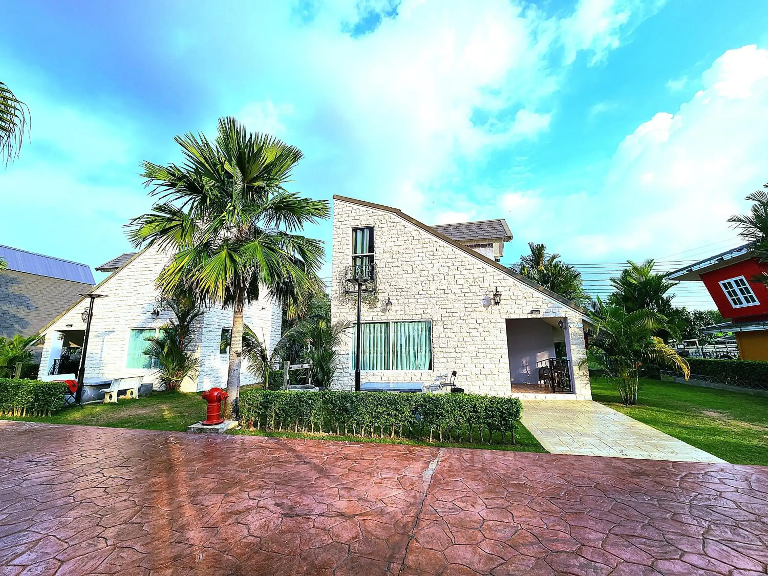 Family Room in Apinya Resort Bangsarey Family Room in Apinya Resort Bangsarey