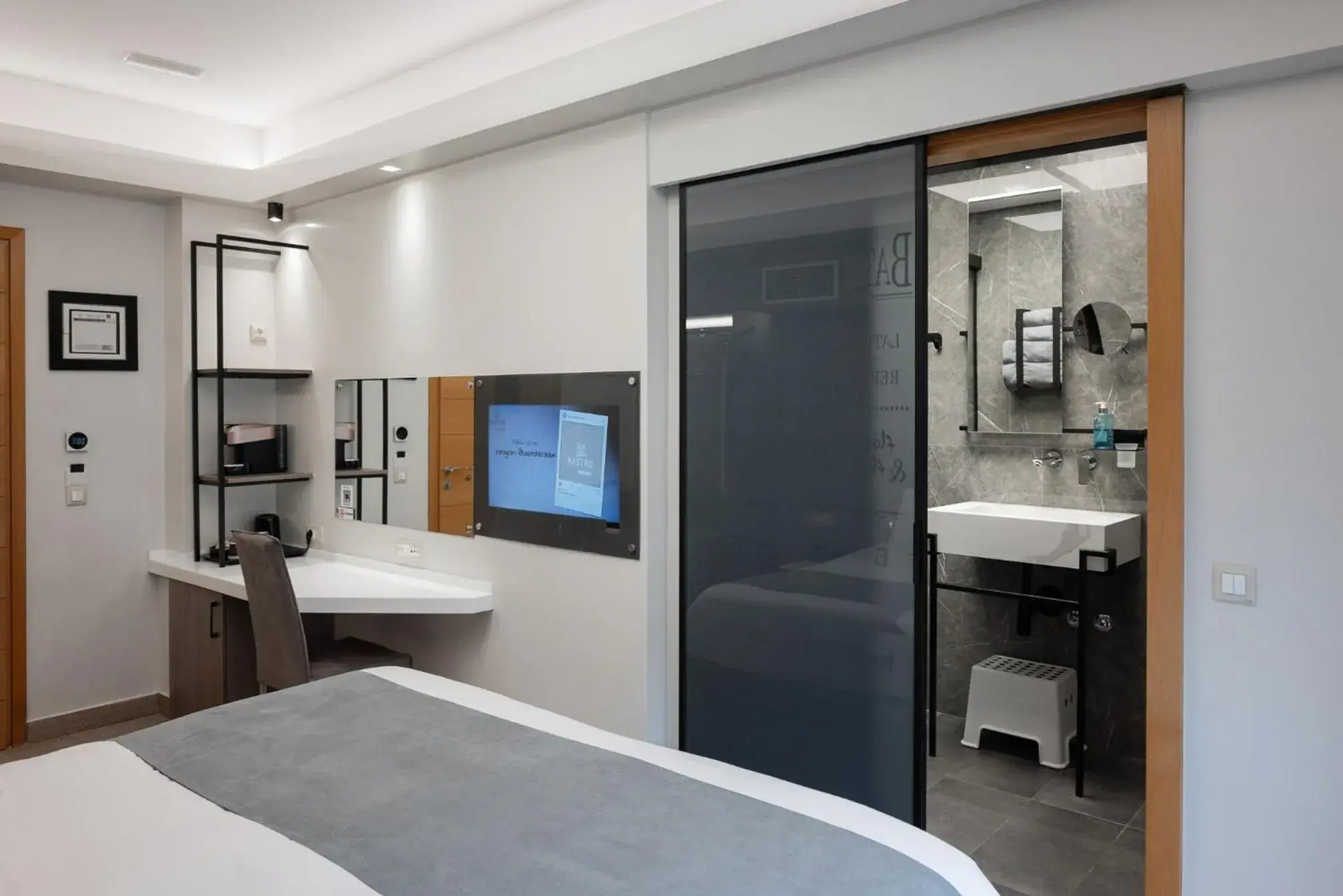 Double or Twin Room in Kastro Hotel Double or Twin Room in Kastro Hotel