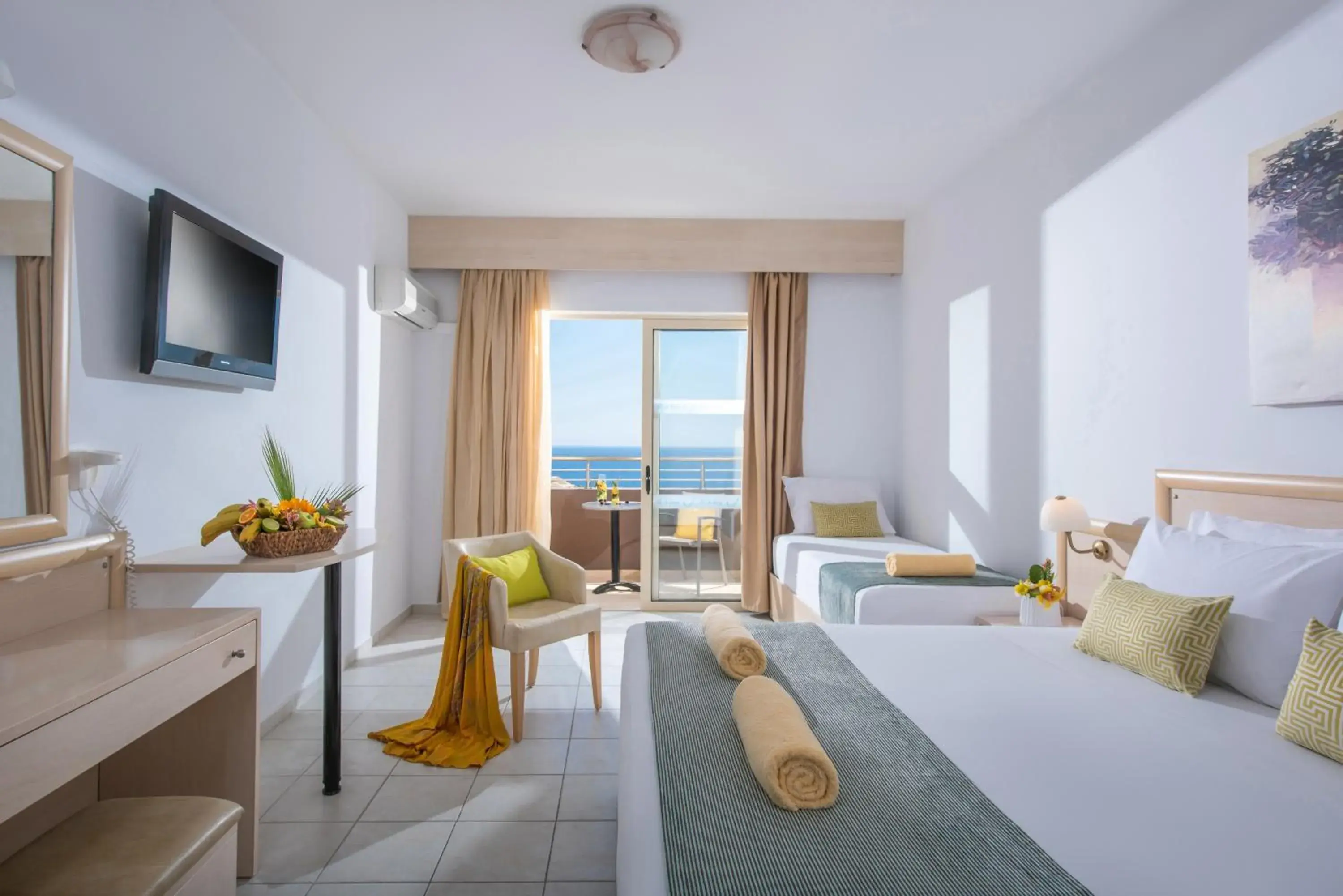 Executive Double Room with Sea View in Blue Bay Resort Hotel Executive Double Room with Sea View in Blue Bay Resort Hotel