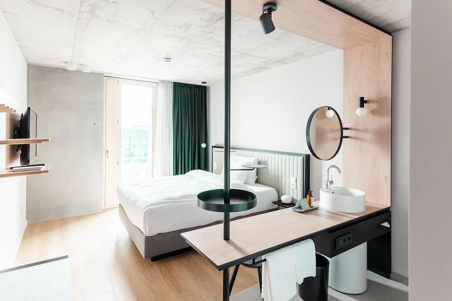 Queen Room - single occupancy in Coreum Hotel Queen Room - single occupancy in Coreum Hotel