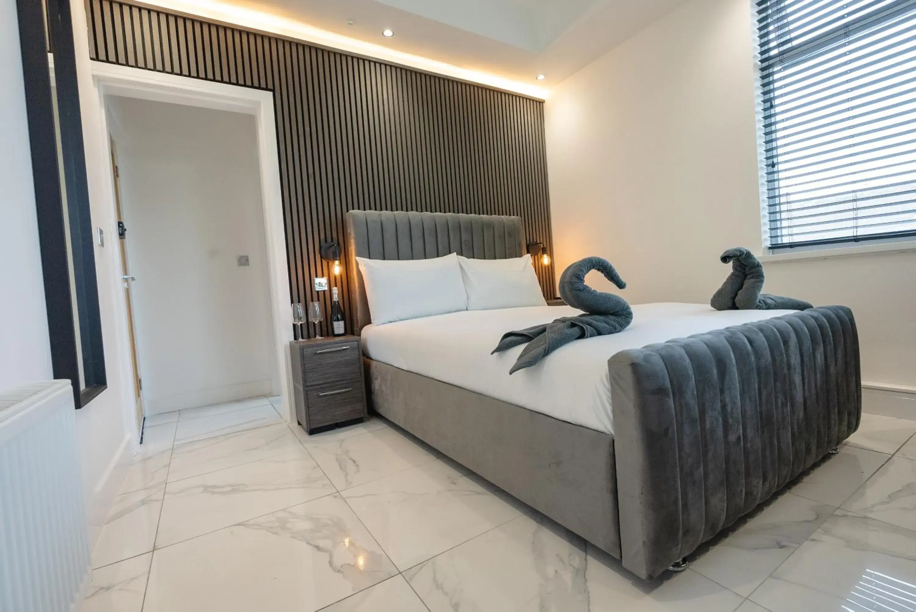 Standard Double Room in OYO Bellevue Apartments Middlesborough Standard Double Room in OYO Bellevue Apartments Middlesborough