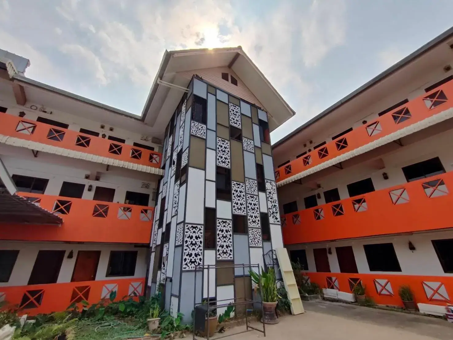 Noble Thippanate Noble Thippanate