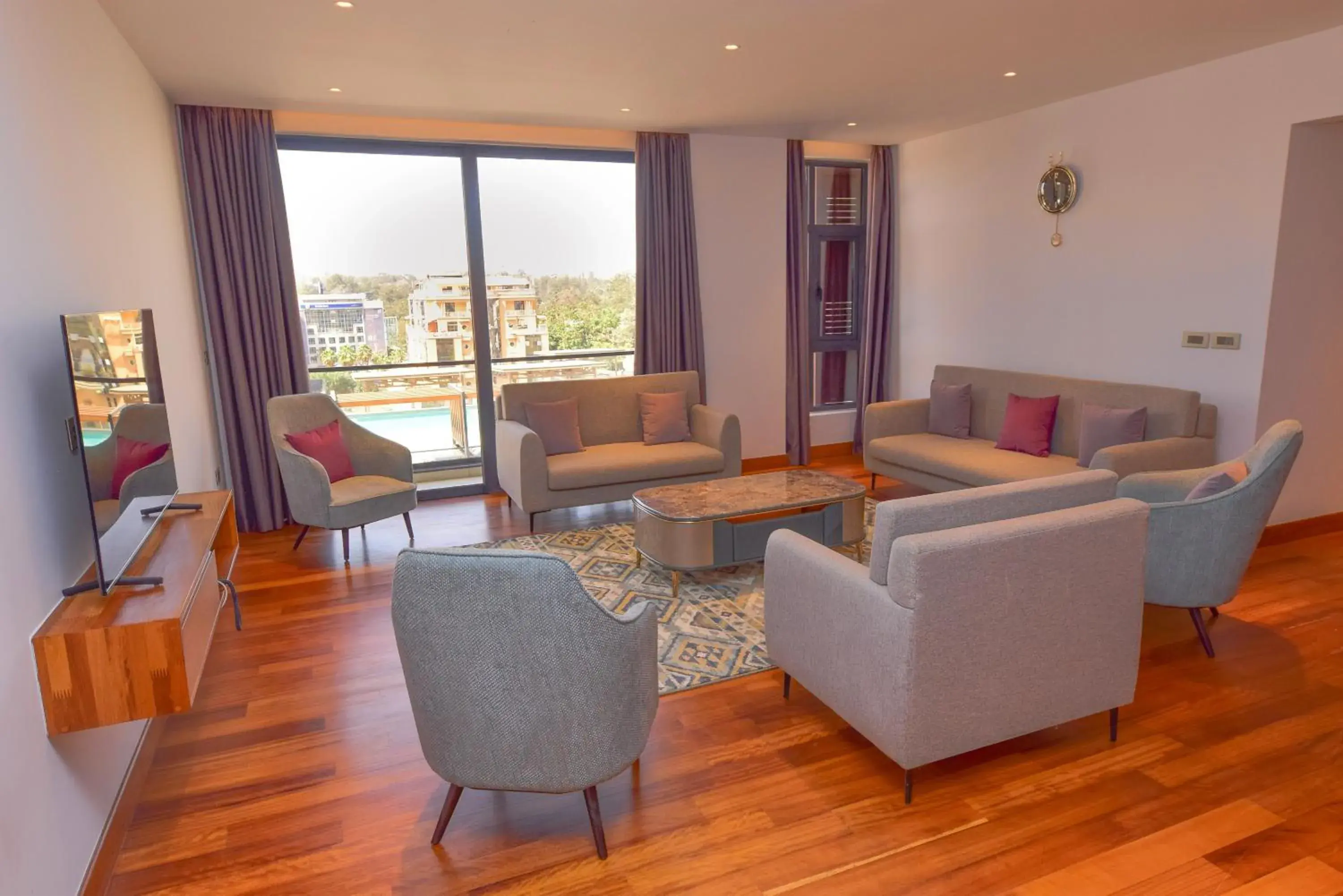 Three-Bedroom Apartment in Broadwalk Residency Three-Bedroom Apartment in Broadwalk Residency