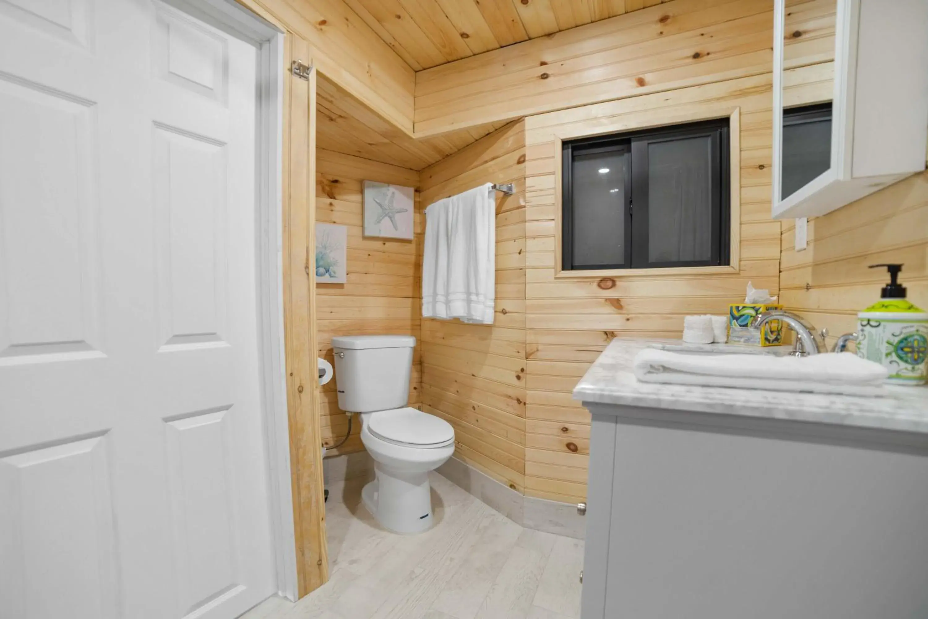 King Suite in Barnacle Bed and Breakfast King Suite in Barnacle Bed and Breakfast