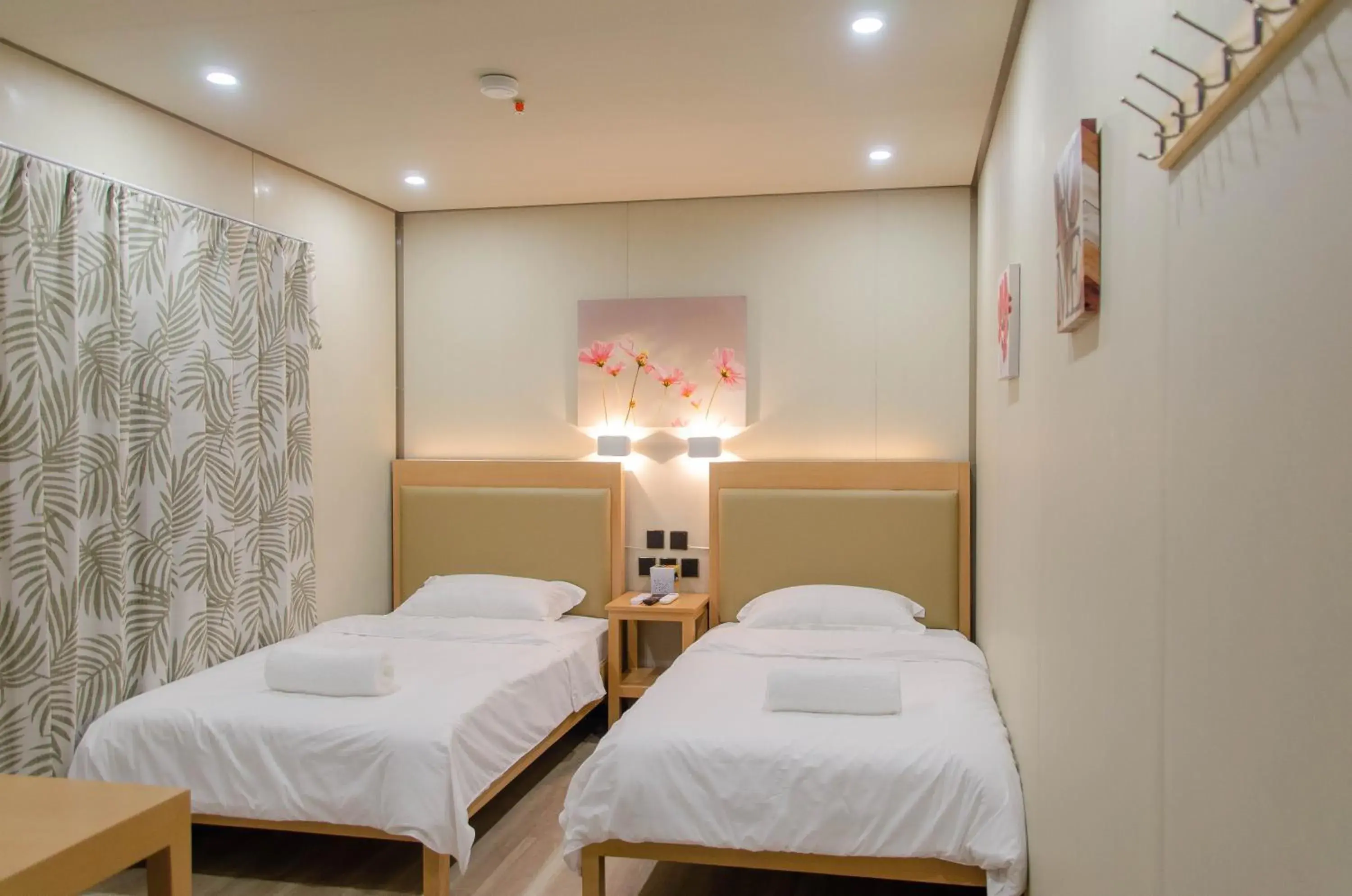 Budget Twin Room in Moriyama Hotel Budget Twin Room in Moriyama Hotel