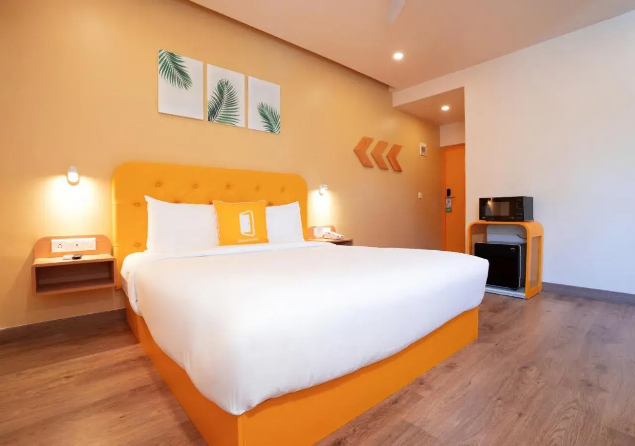 Superior King Room - single occupancy in Bloom Hotel - HSR Layout Sector 3 Superior King Room - single occupancy in Bloom Hotel - HSR Layout Sector 3