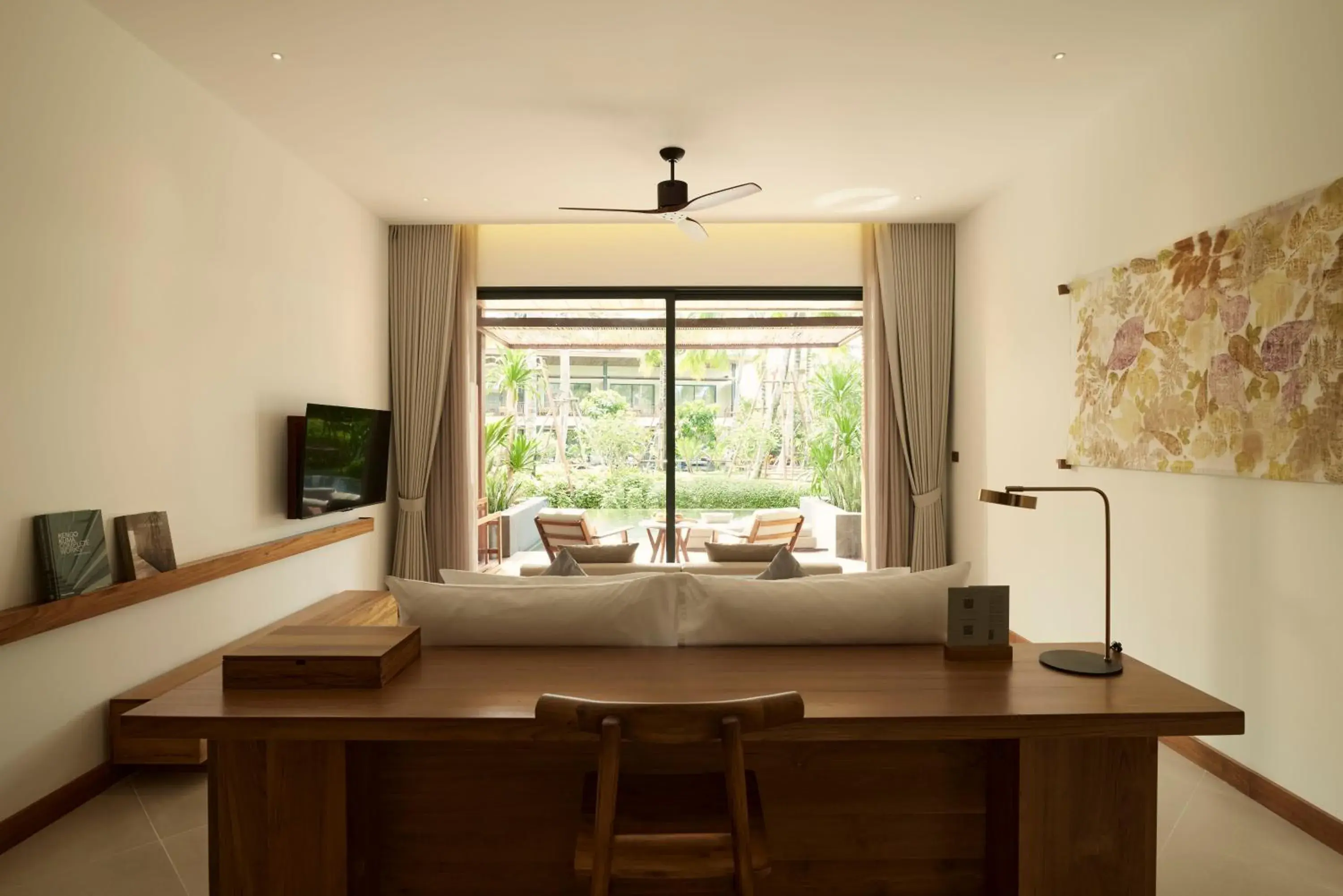 Deluxe Double or Twin Room with Pool Access in The Retreat Koh Chang, an SLH Hotel Deluxe Double or Twin Room with Pool Access in The Retreat Koh Chang, an SLH Hotel