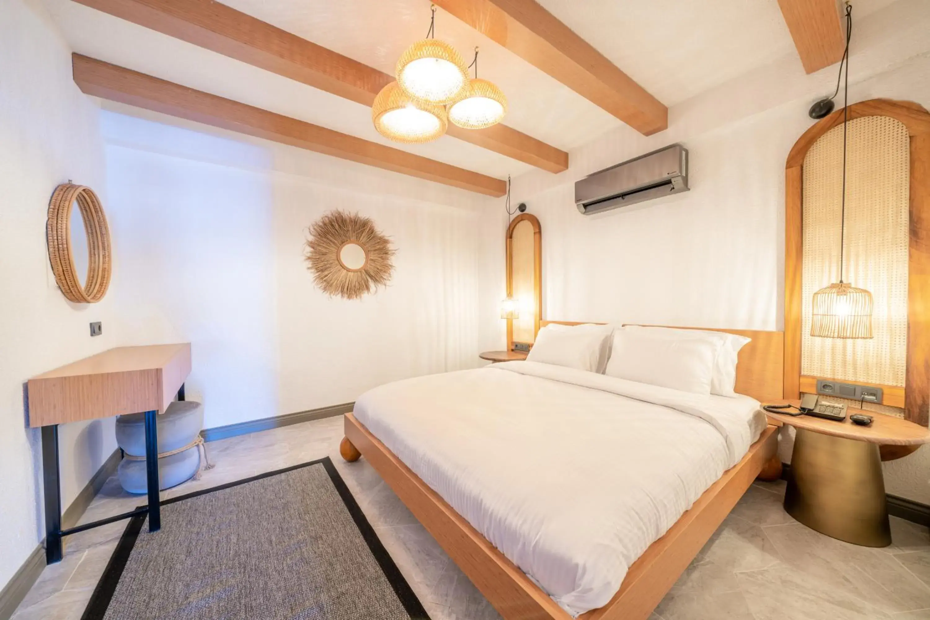 Double Room with Pool View in Lupia Suites Double Room with Pool View in Lupia Suites