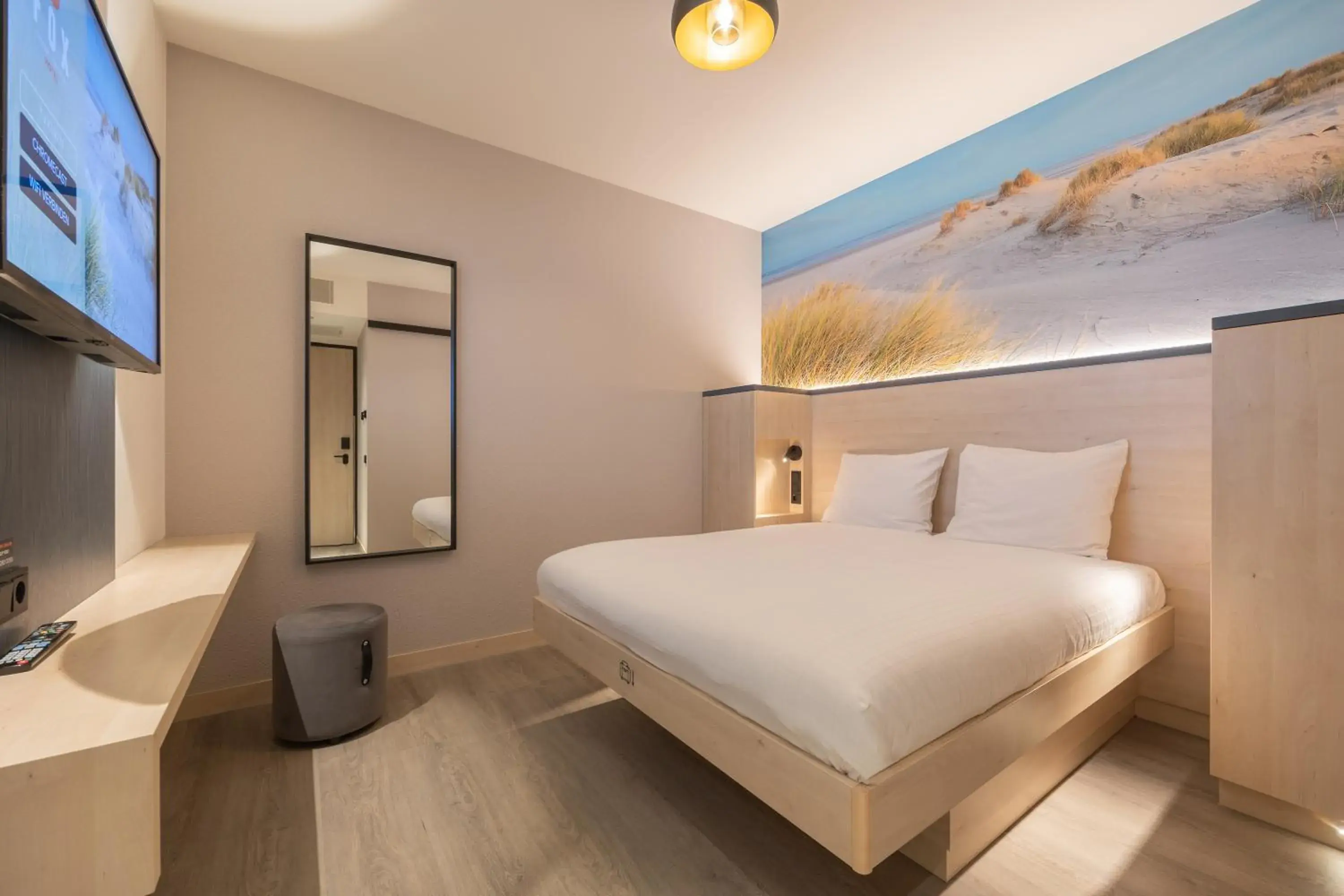 Double room without window in Fox Hotel The Hague Scheveningen Double room without window in Fox Hotel The Hague Scheveningen