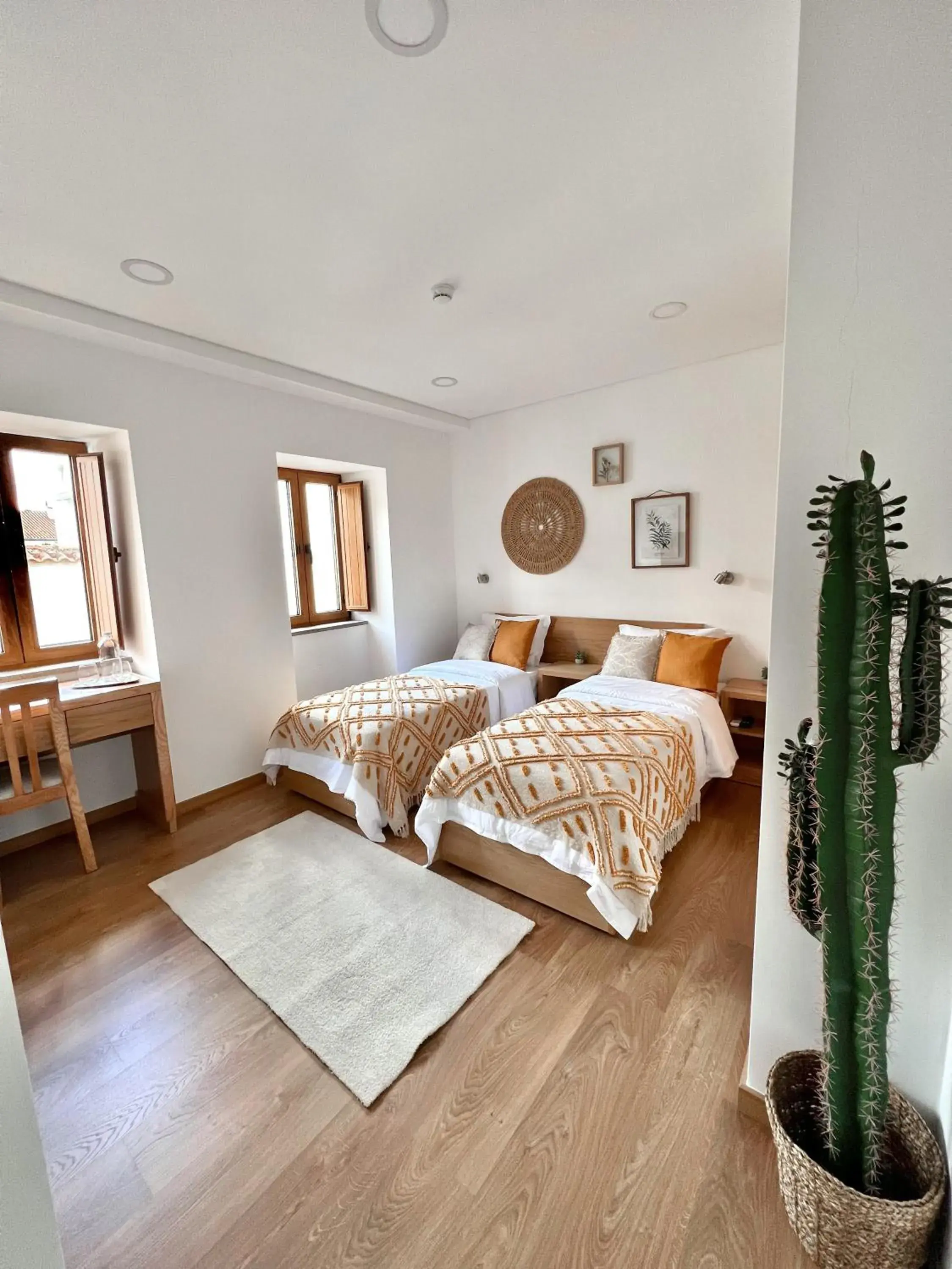 Twin Room in Alojamento Jasmine Twin Room in Alojamento Jasmine