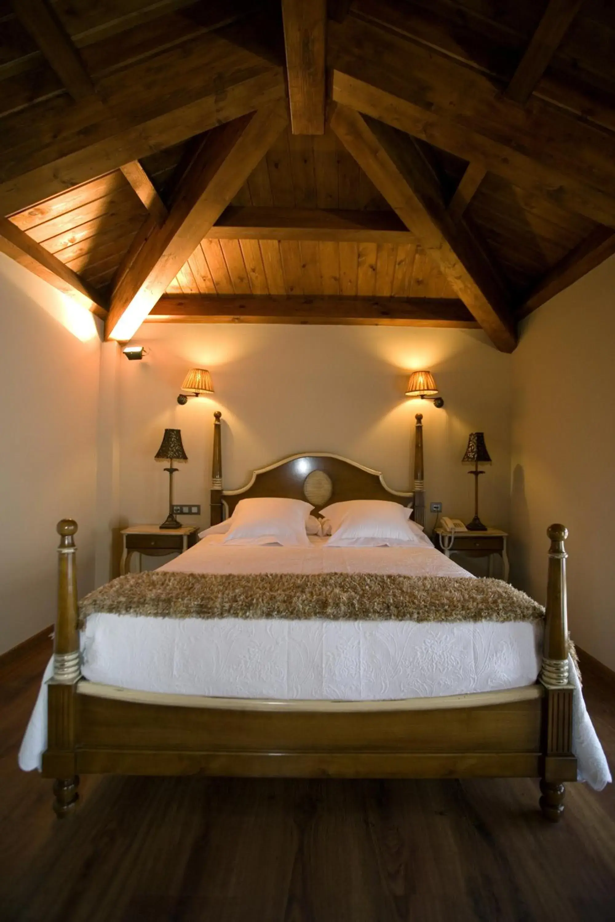 Double or Twin Room - single occupancy in Posada Los Condestables Hotel & Spa Double or Twin Room - single occupancy in Posada Los Condestables Hotel & Spa