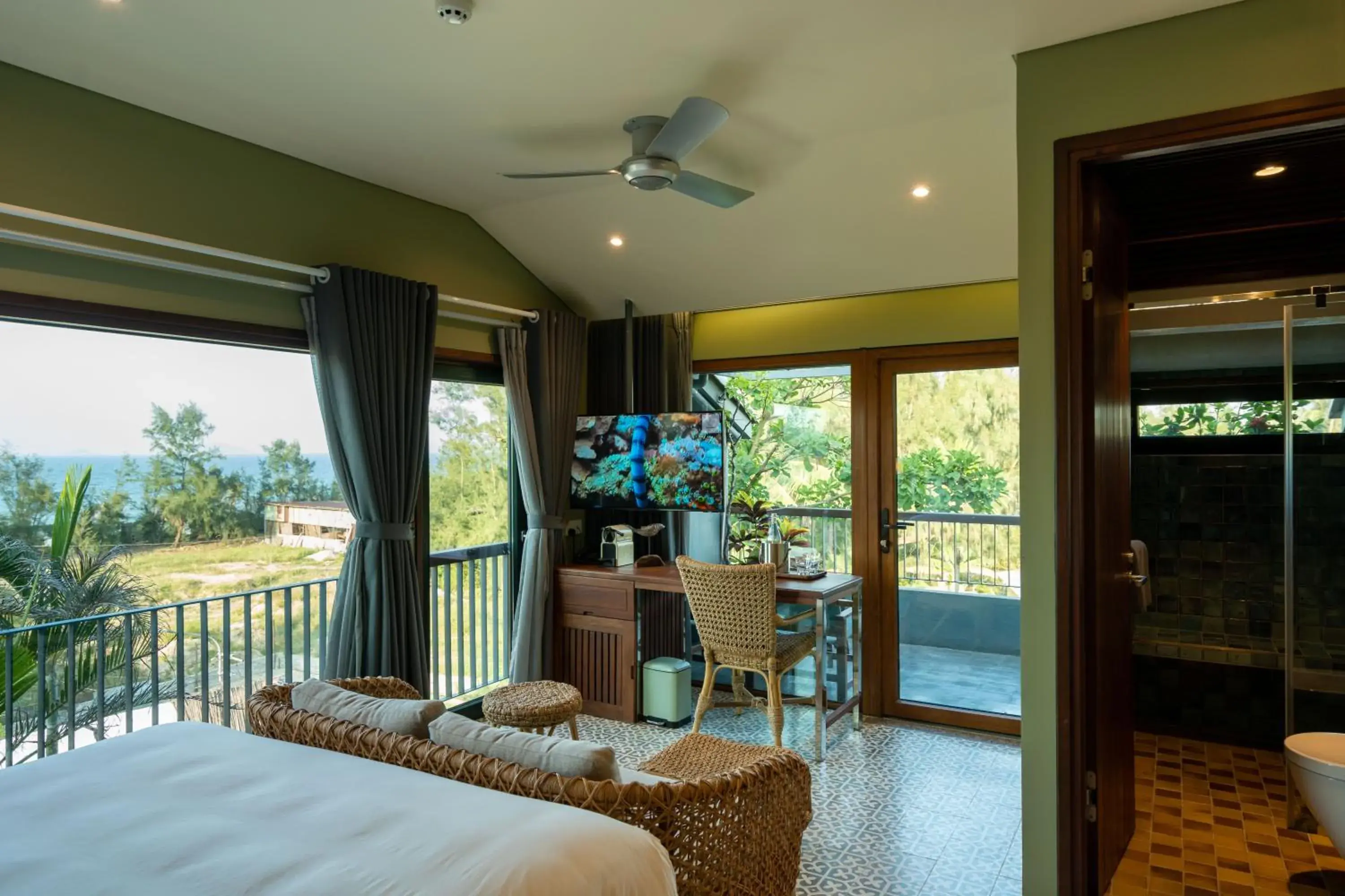 Queen Room with Sea View in CHiEM HoiAn - The Beachside Boutique Hotel & Villa Queen Room with Sea View in CHiEM HoiAn - The Beachside Boutique Hotel & Villa
