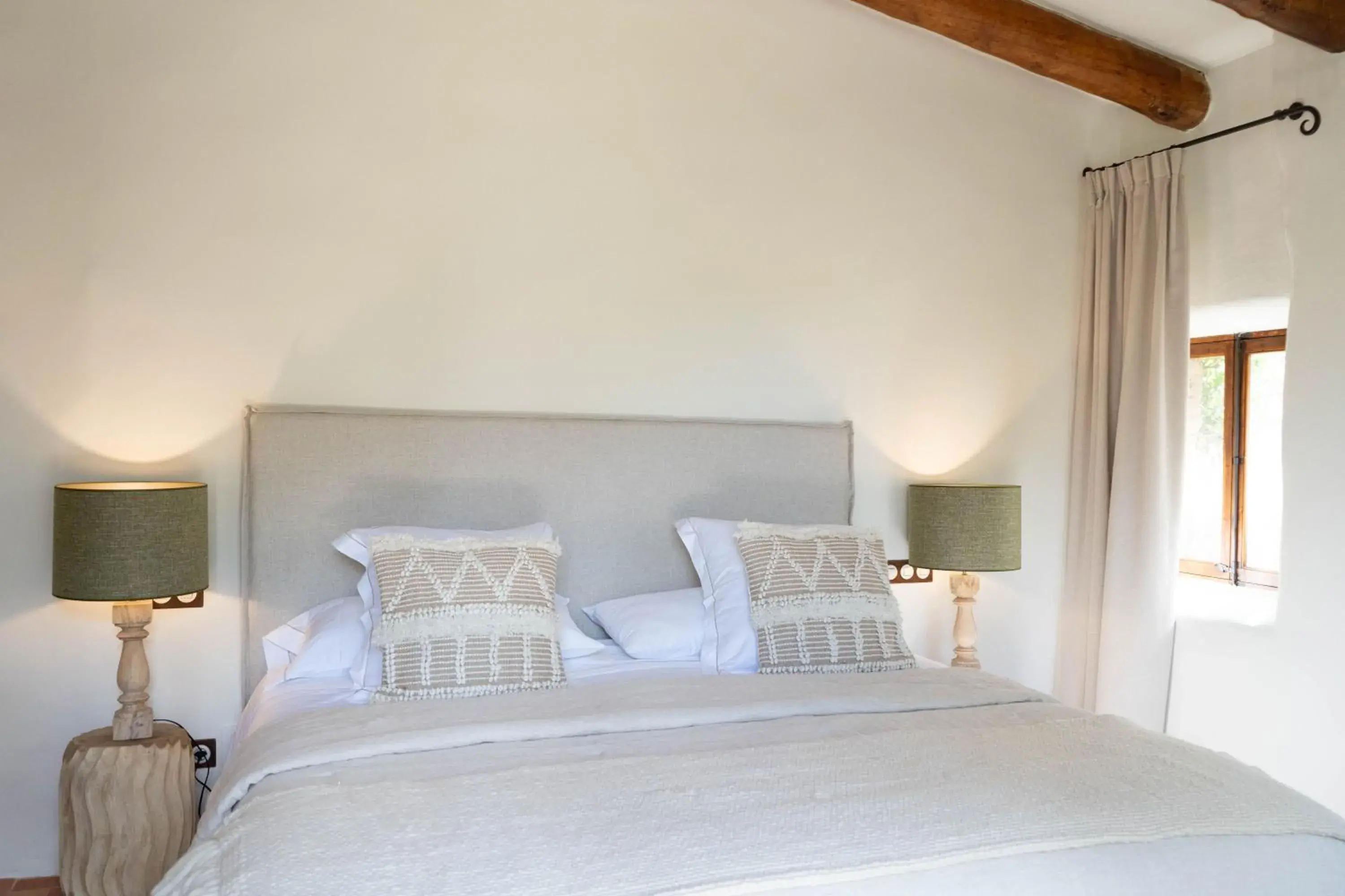 Junior Suite - single occupancy - Unlimited Golf Included in Reserva Rotana Golf Resort Junior Suite - single occupancy - Unlimited Golf Included in Reserva Rotana Golf Resort