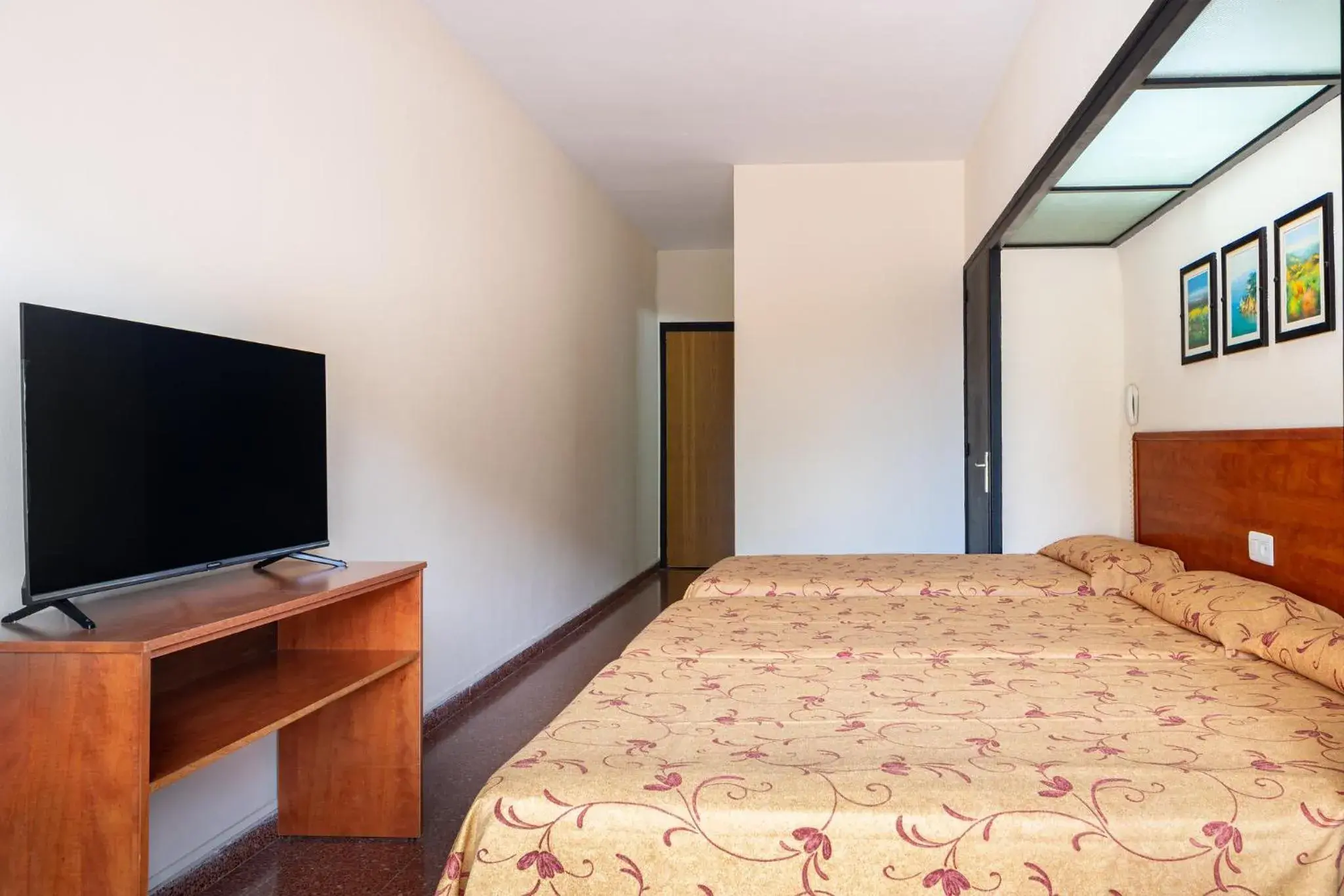 Standard Twin Room in htop Palm Beach & SPA #htopEnjoy Standard Twin Room in htop Palm Beach & SPA #htopEnjoy