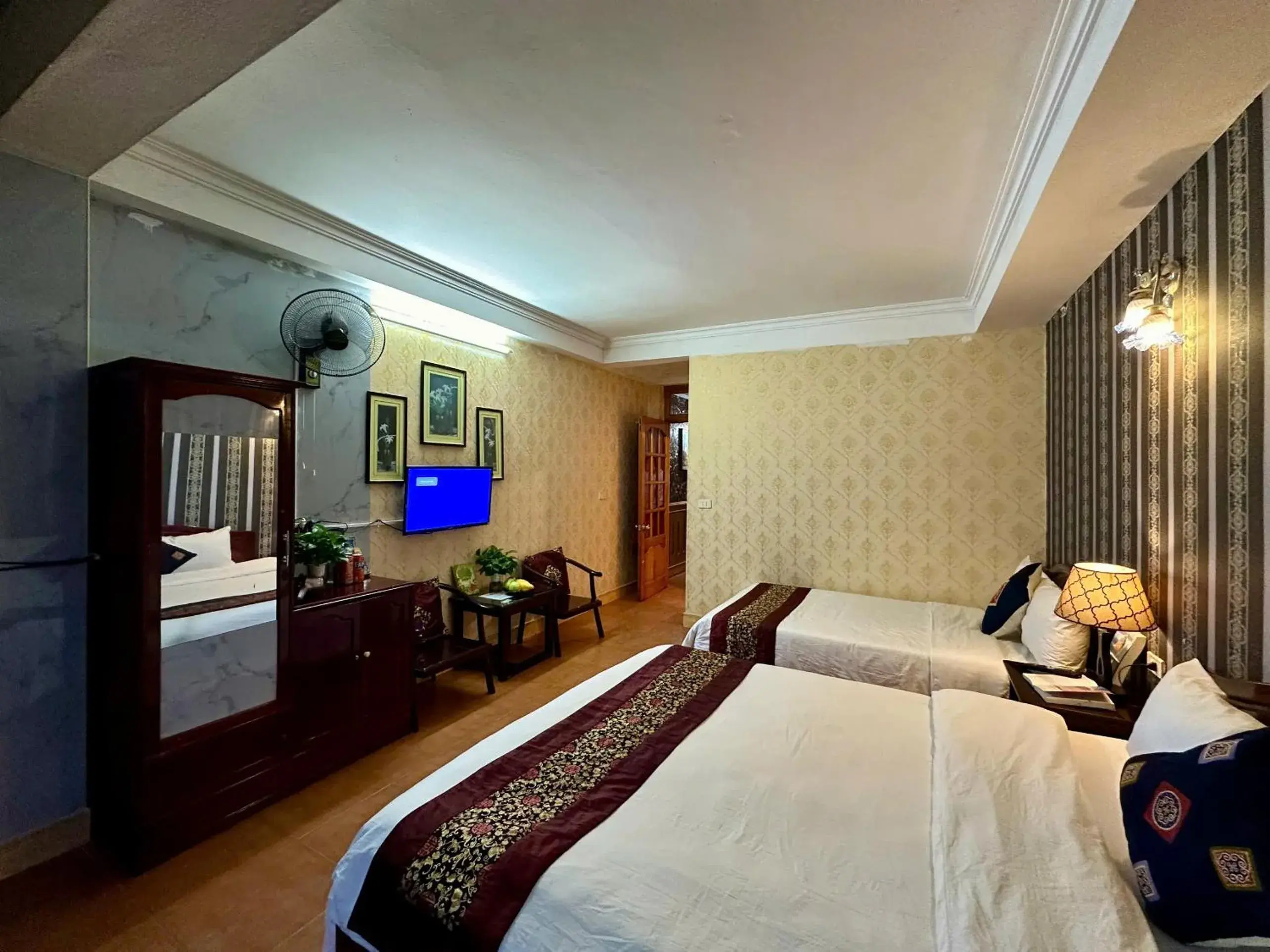 Deluxe Family Room in Hà Giang Hotel Sapa Deluxe Family Room in Hà Giang Hotel Sapa