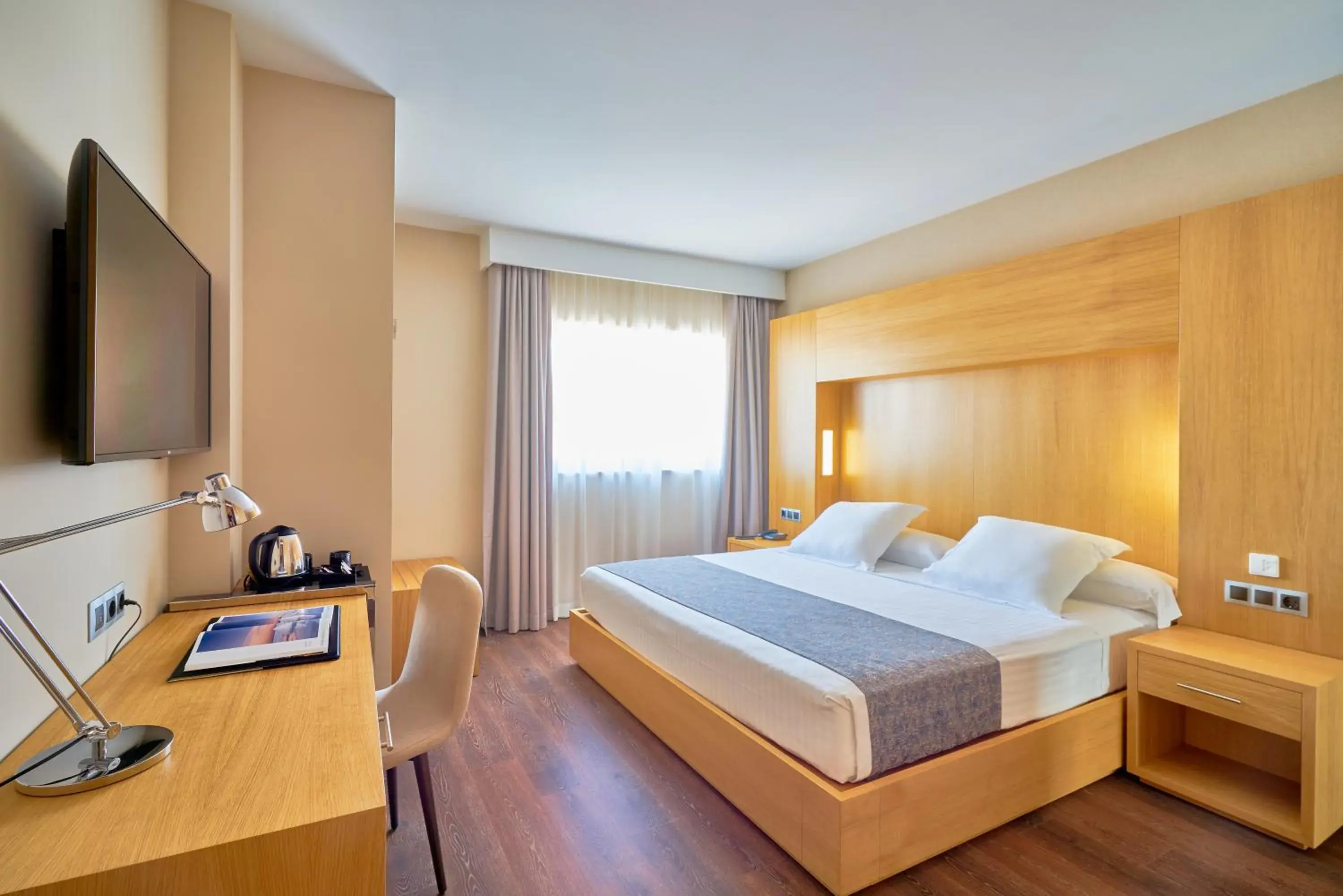 Junior Suite in Hotel Guadalmedina Junior Suite in Hotel Guadalmedina