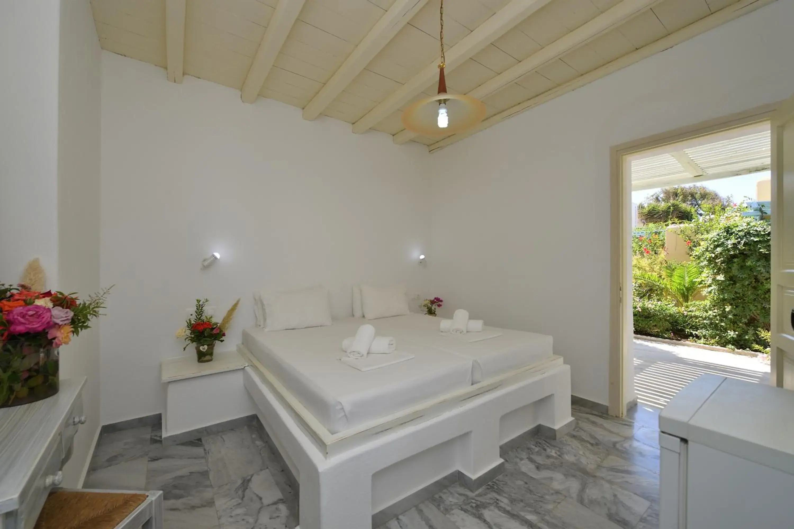 Classic Bungalow in Surfing Beach Village Paros Classic Bungalow in Surfing Beach Village Paros