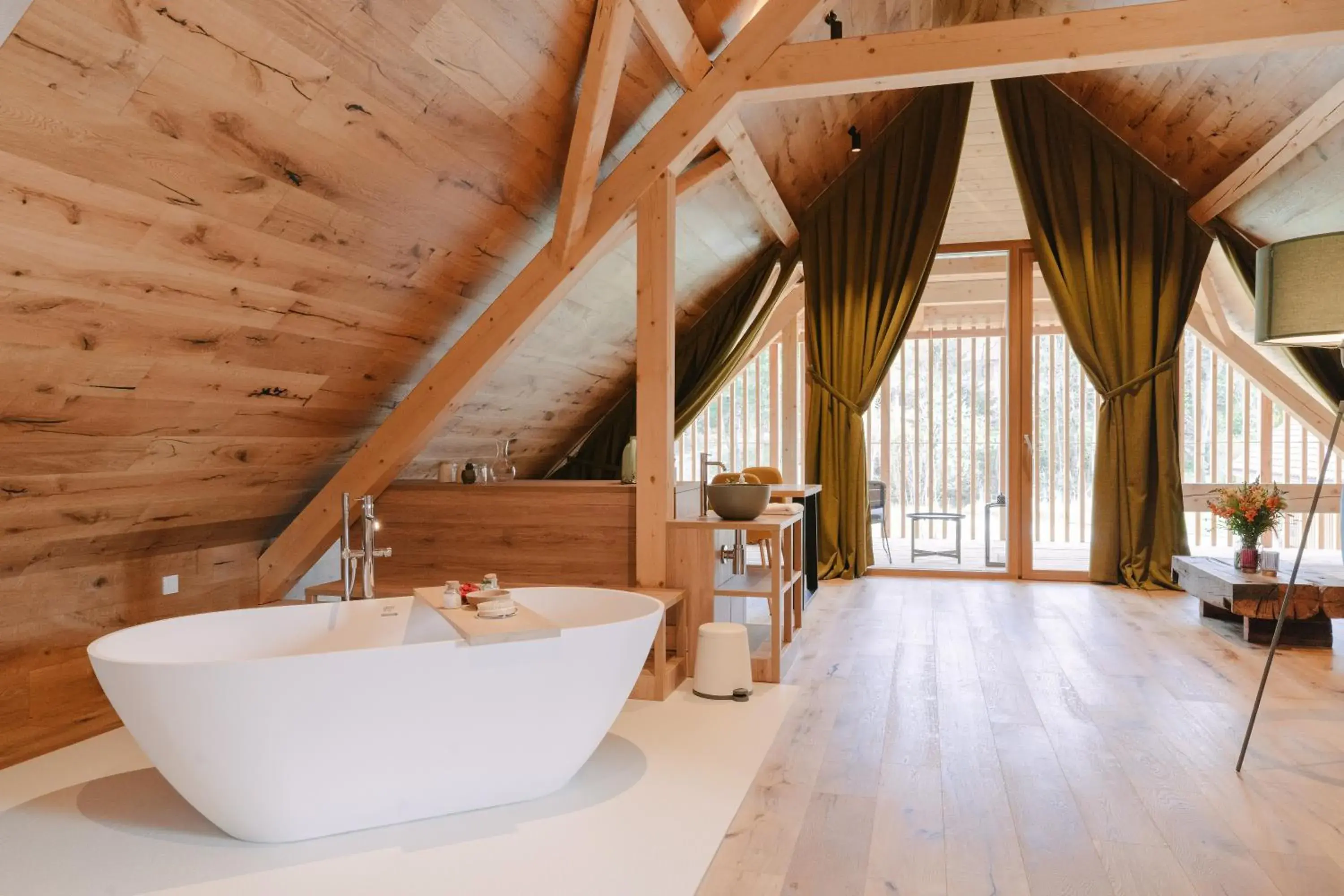 Deluxe Suite - single occupancy in PIRA HOTEL Deluxe Suite - single occupancy in PIRA HOTEL