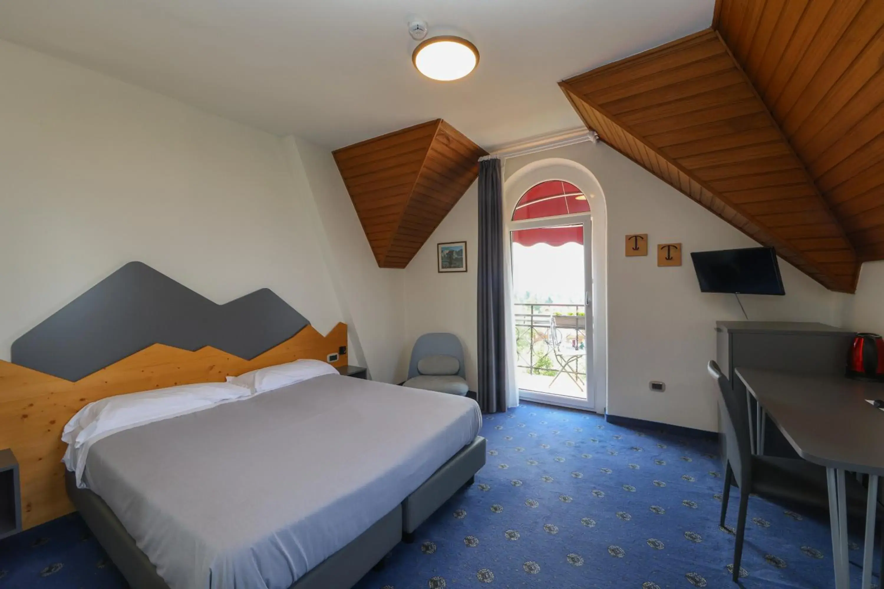 Family Room with Shared Bathroom - single occupancy in Hotel Regina del Bosco Family Room with Shared Bathroom - single occupancy in Hotel Regina del Bosco