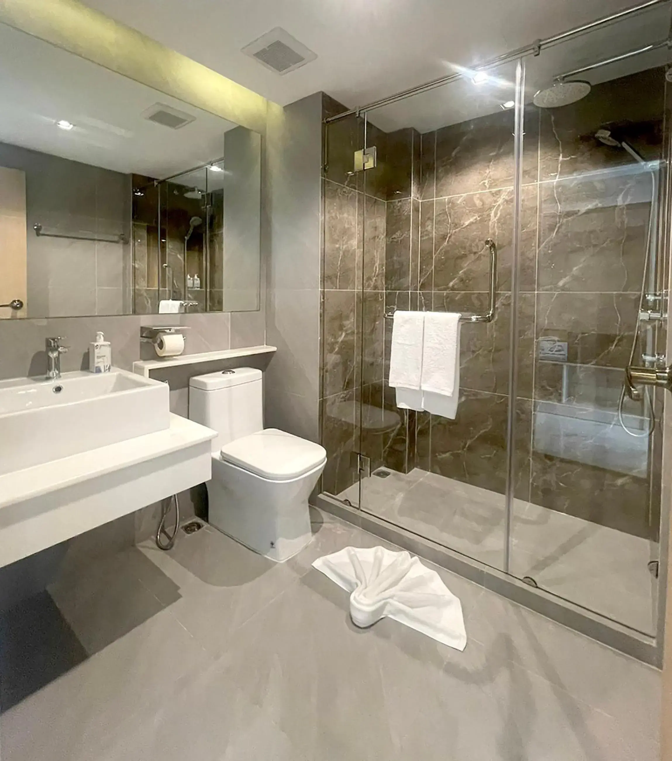 Deluxe Suite in The 9 Residence Hotel Deluxe Suite in The 9 Residence Hotel