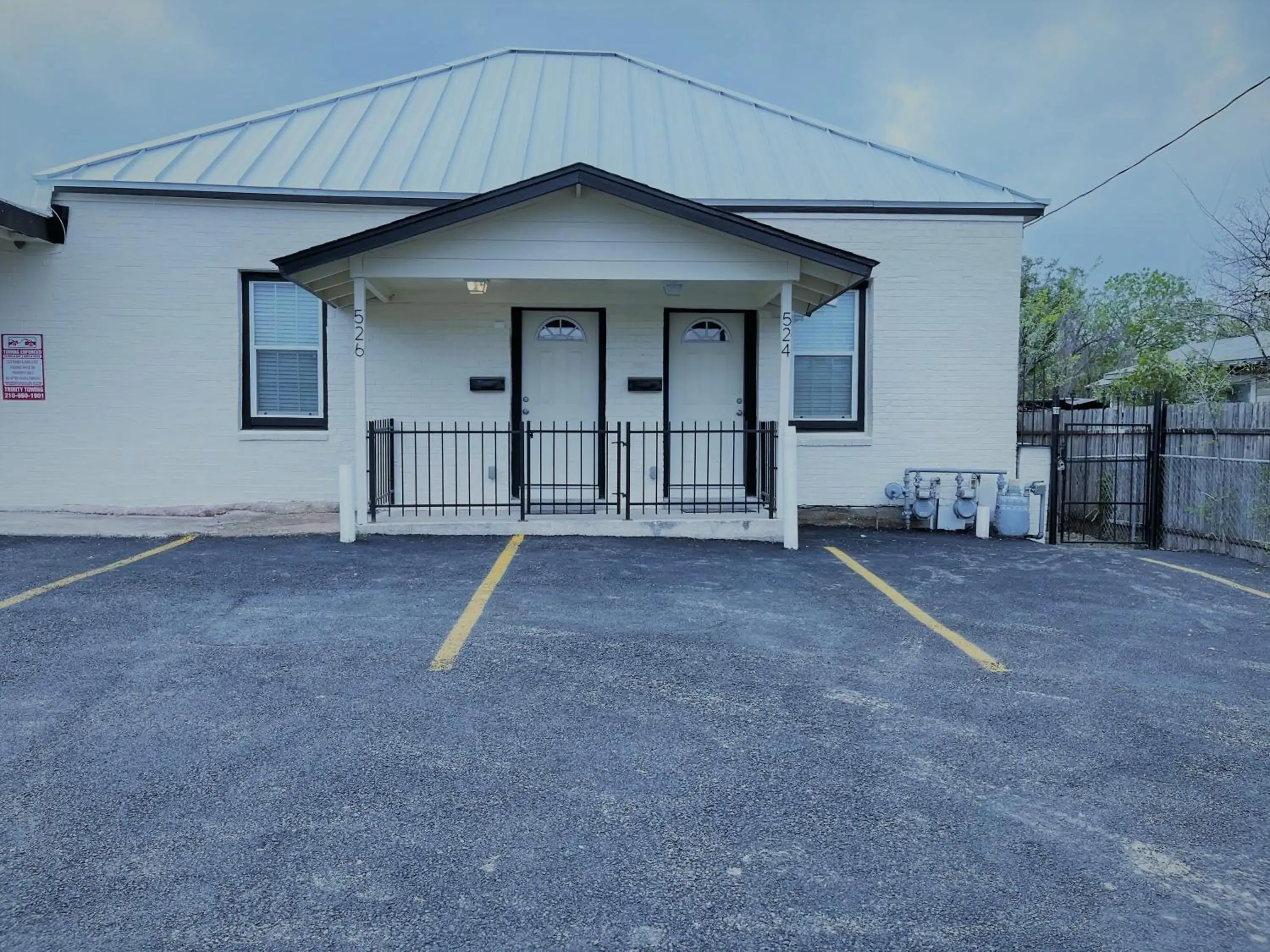 Fascinating 2BR1BA Near Festive DT and Riverwalk Fascinating 2BR1BA Near Festive DT and Riverwalk