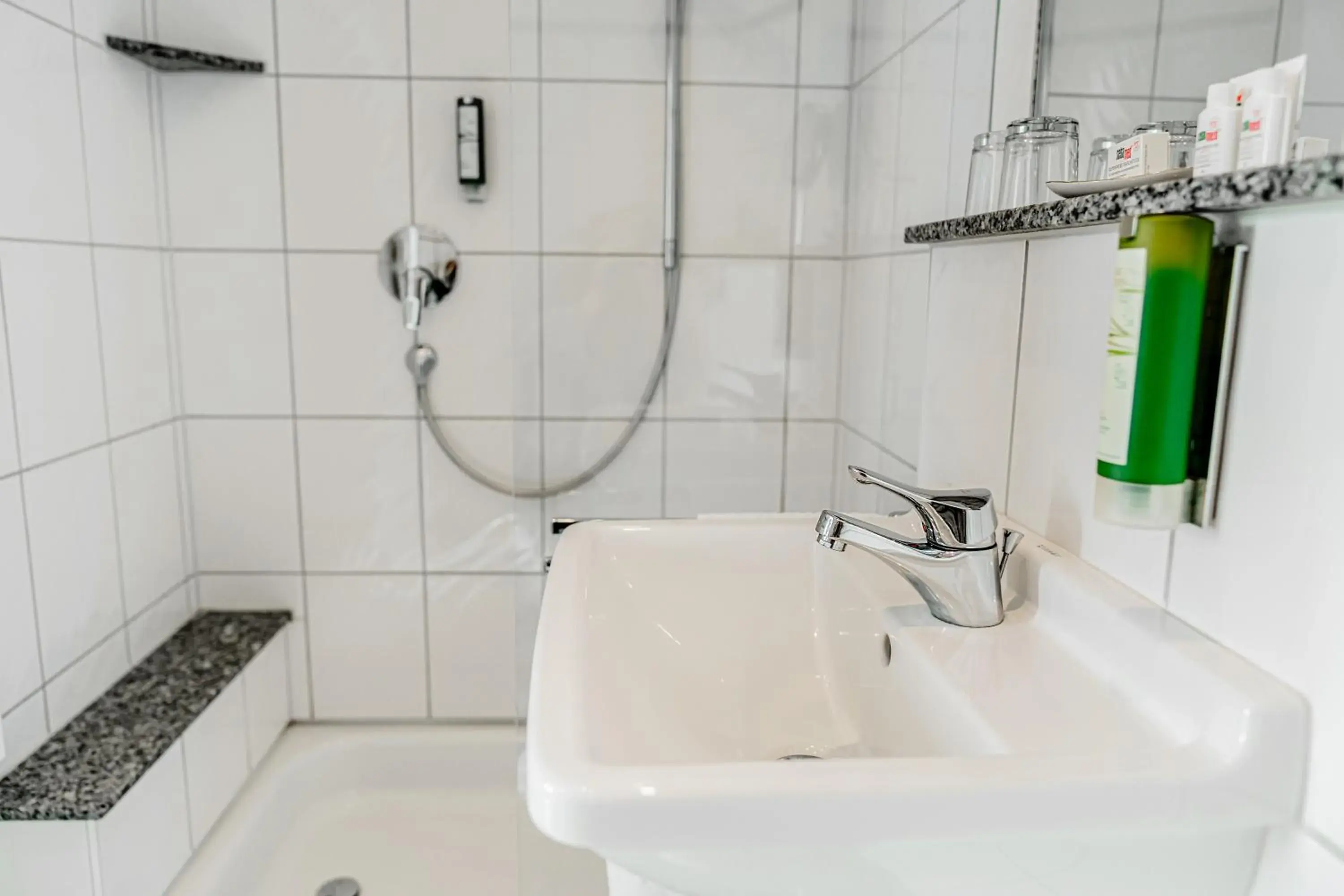 Double Room with City View in Baudobriga Rheinhotel Double Room with City View in Baudobriga Rheinhotel